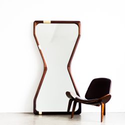 The mirror of time