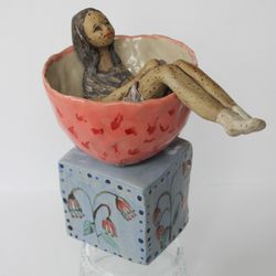 Летняя купальщица