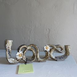 Подсвечник "LOVE"