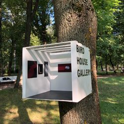 BIRD HOUSE GALLERY