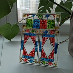 Витраж по мотивам окон из цветного стекла дачи Людомира Змигродского