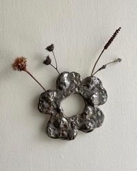 Metallic flowers