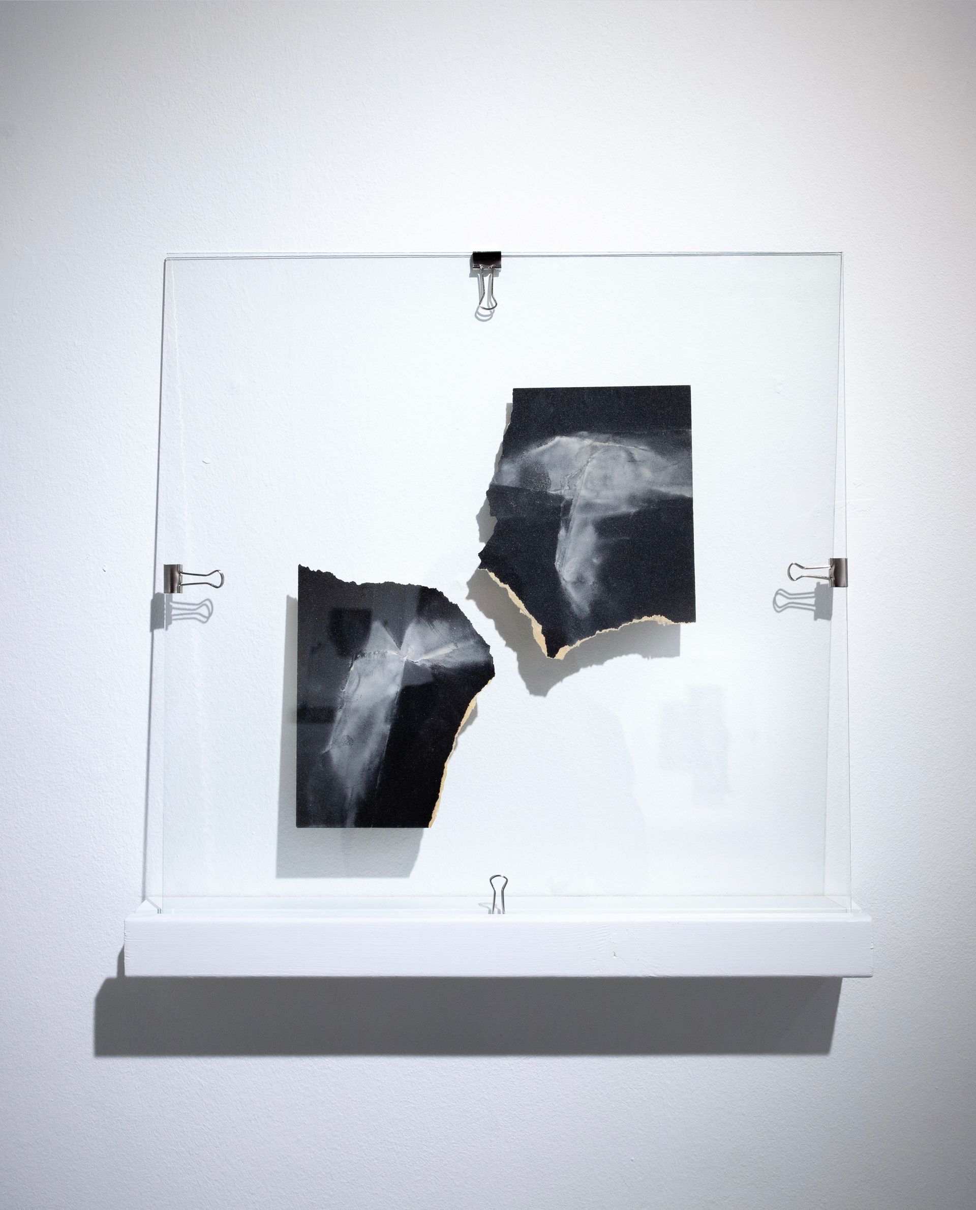 Лидия Жудро (Объект - 
                  45 x 45 см) Из серии "Poetry of Uncertainties"