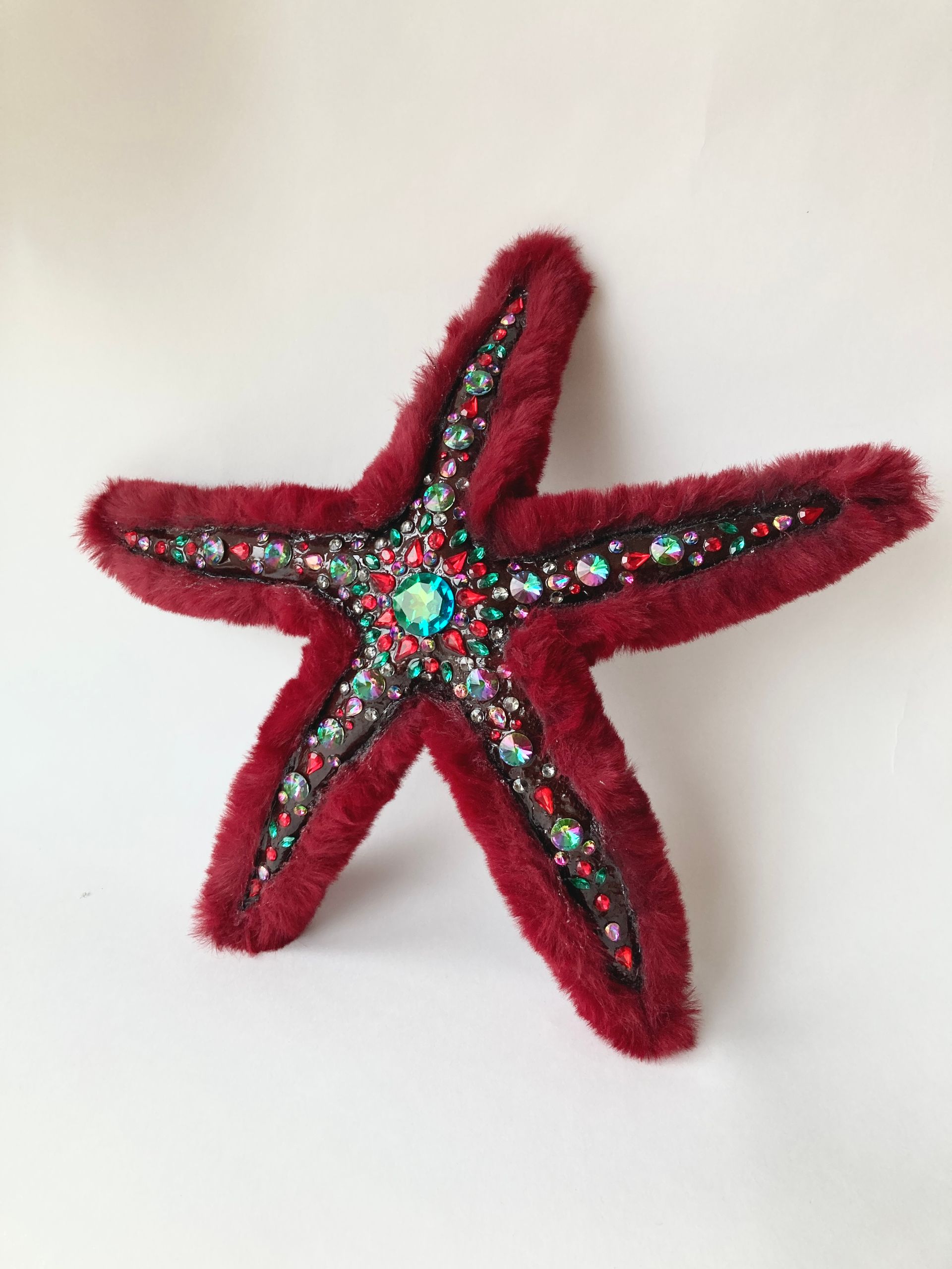 Валерия Головенкина (Объект - 
                  40 x 40 см) Сияй
