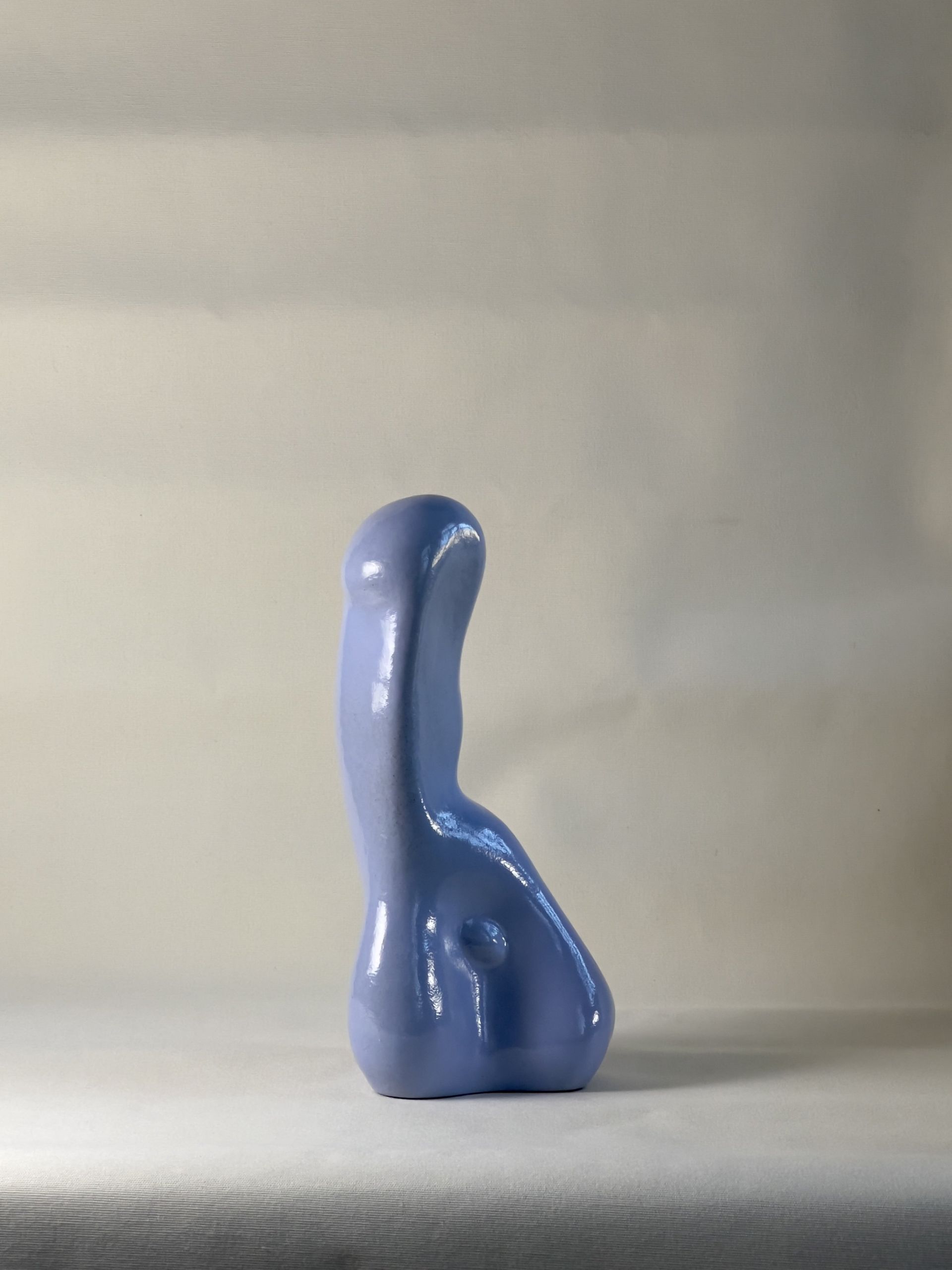 Полина Сутягина (Скульптура - 
                  14 x 27 см) Заяц-волк II