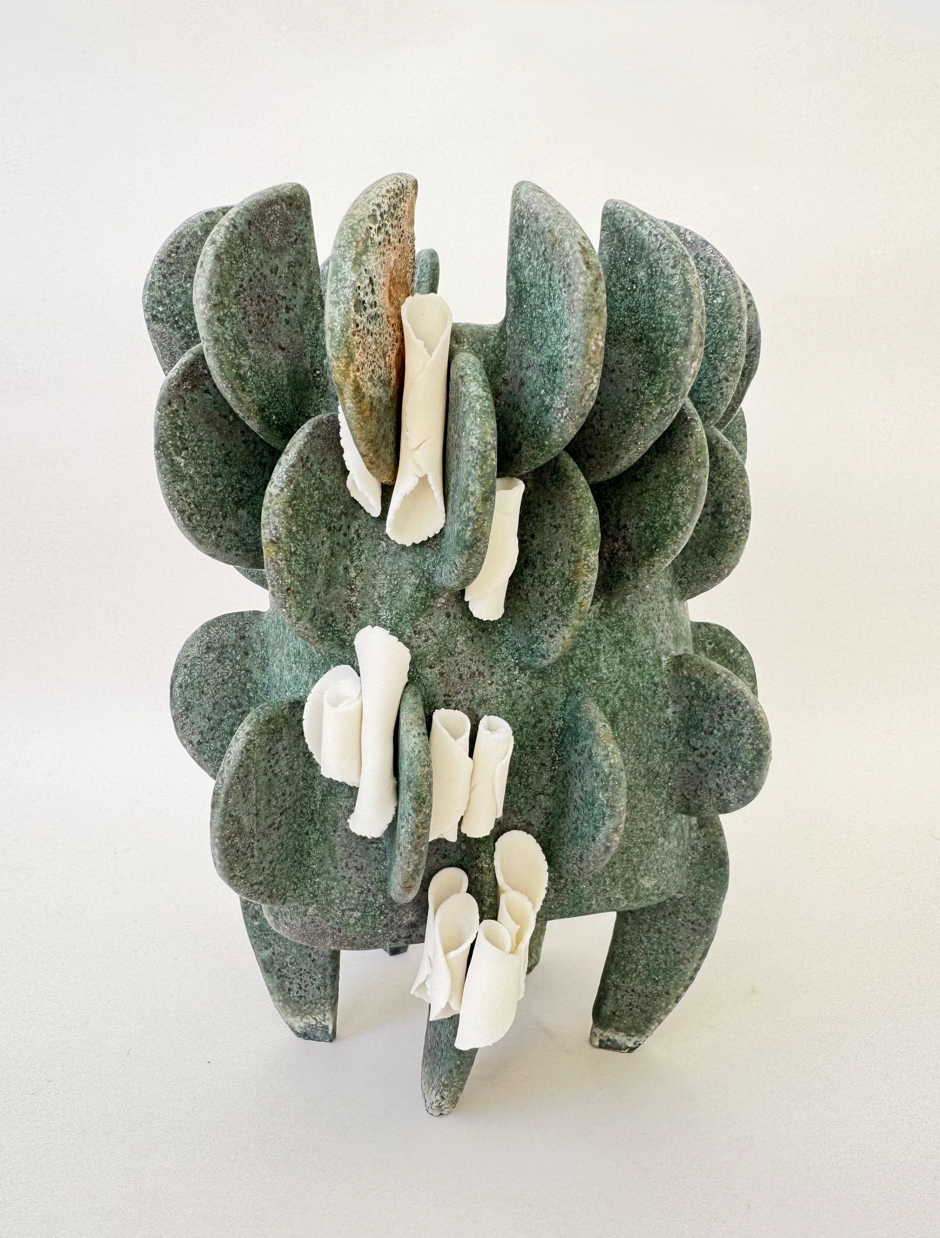 Маргарита Шалагина (Объект - 
                  15 x 22 см) Ваза "Цветение" 2