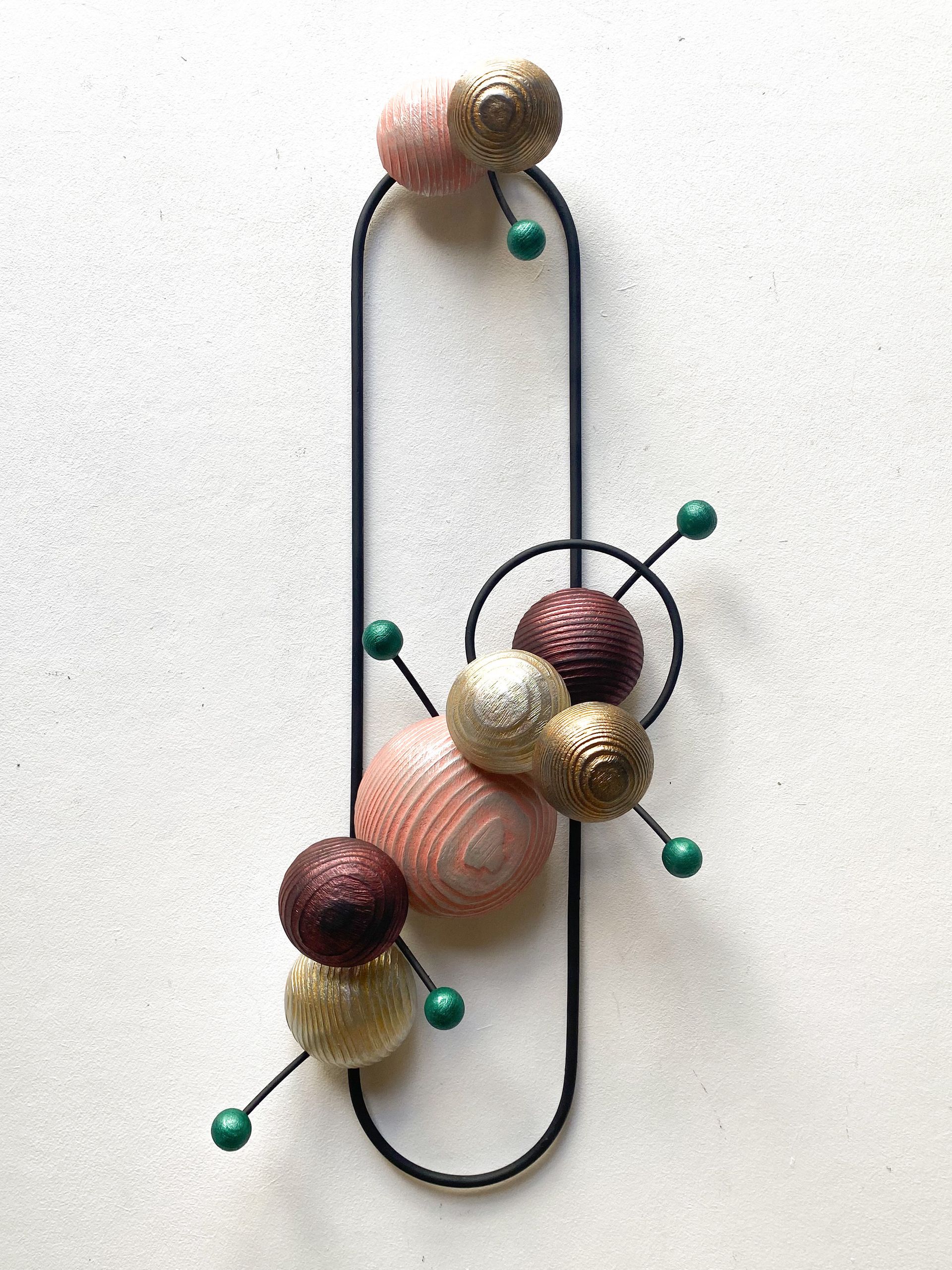 Роман Рыбянец (Объект - 
                  21 x 47 см) Близкие отношения N5