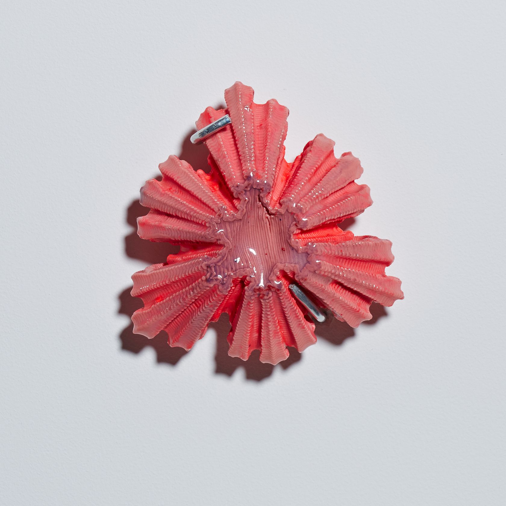 Данил Карамушкин (Скульптура - 
                  10 x 10 см) Snowflake rosy