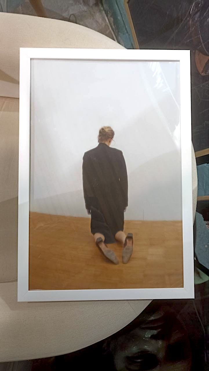 Кристина Башкова (Фотография - 
                  30 x 45 см) Кристина Башкова. Современный человек в поисках огня IV. 30x45