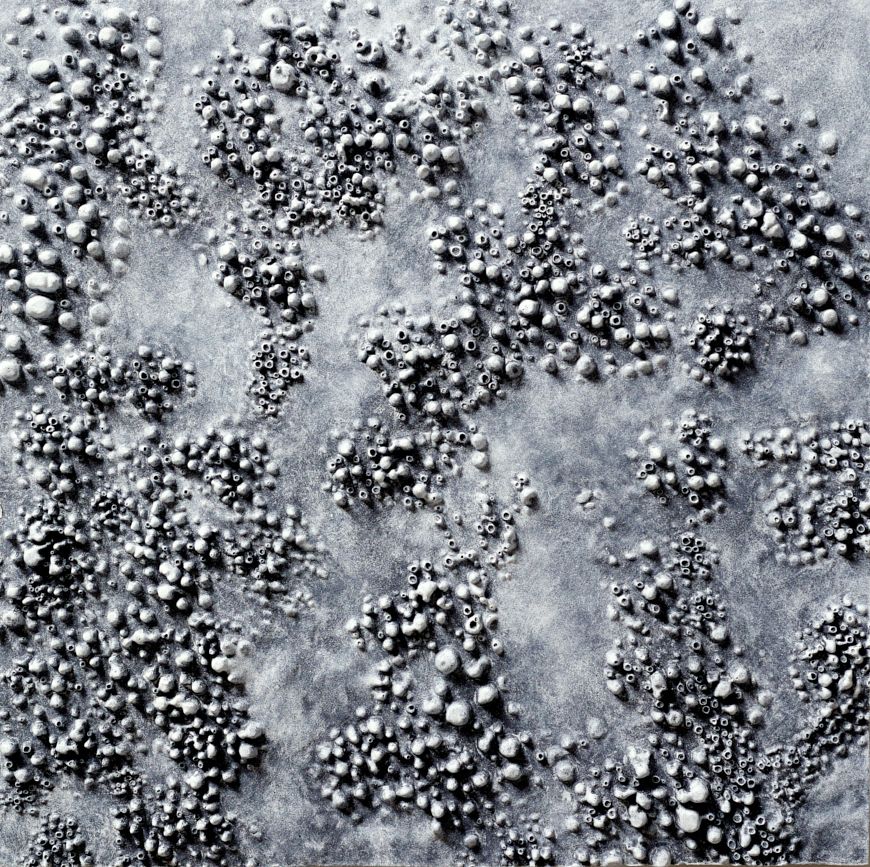 Ксения Саитова (Объект - 
                  40 x 40 см) Точка зрения (миниатюра, серая)