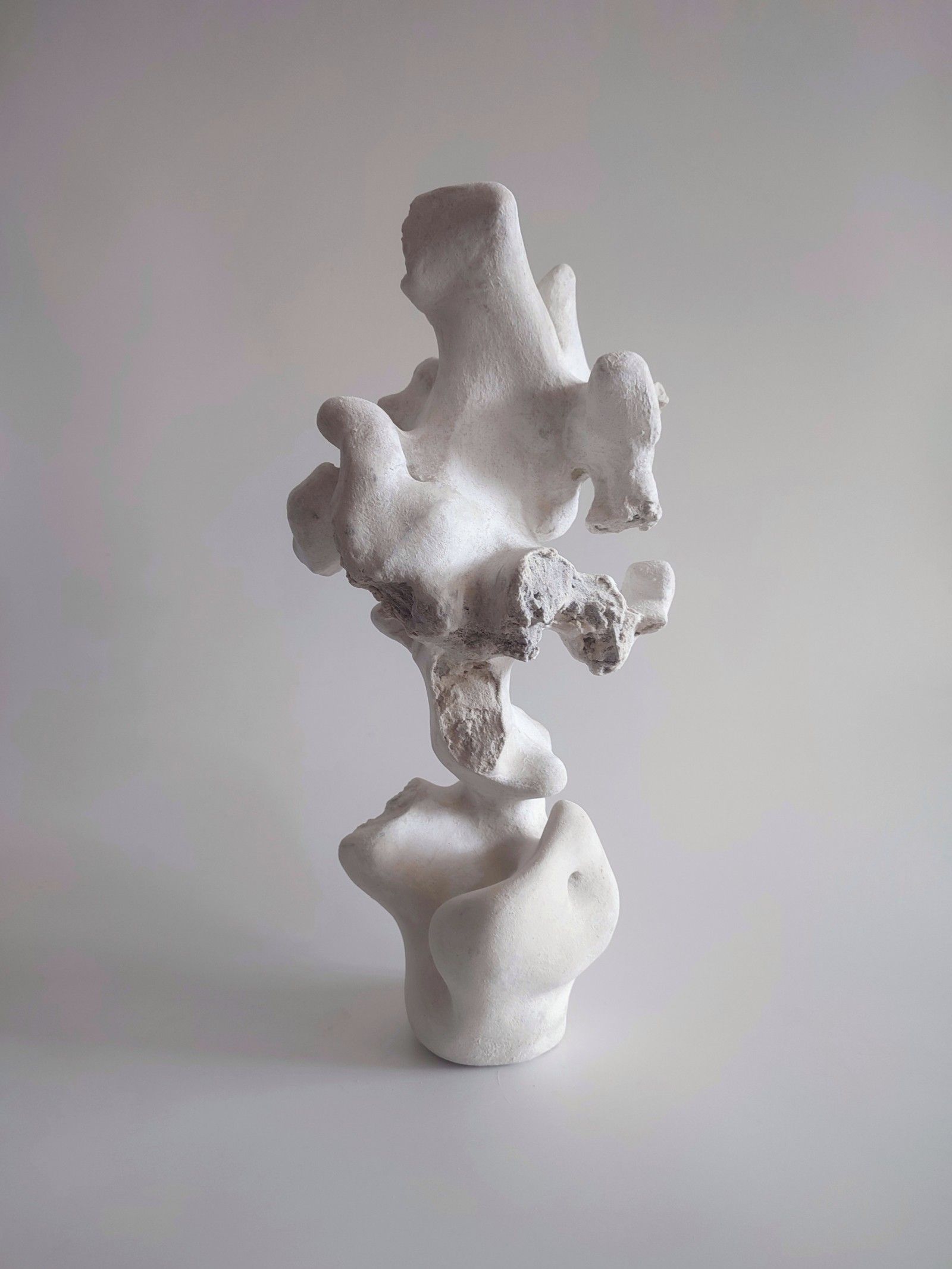 Ольга Иконская (Скульптура - 
                  18 x 40 см) Восток/East