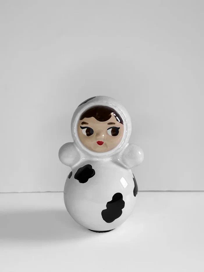 Ирина Веселова (Объект - 
                  7 x 16 см) Неваляшка Машенька Коровка