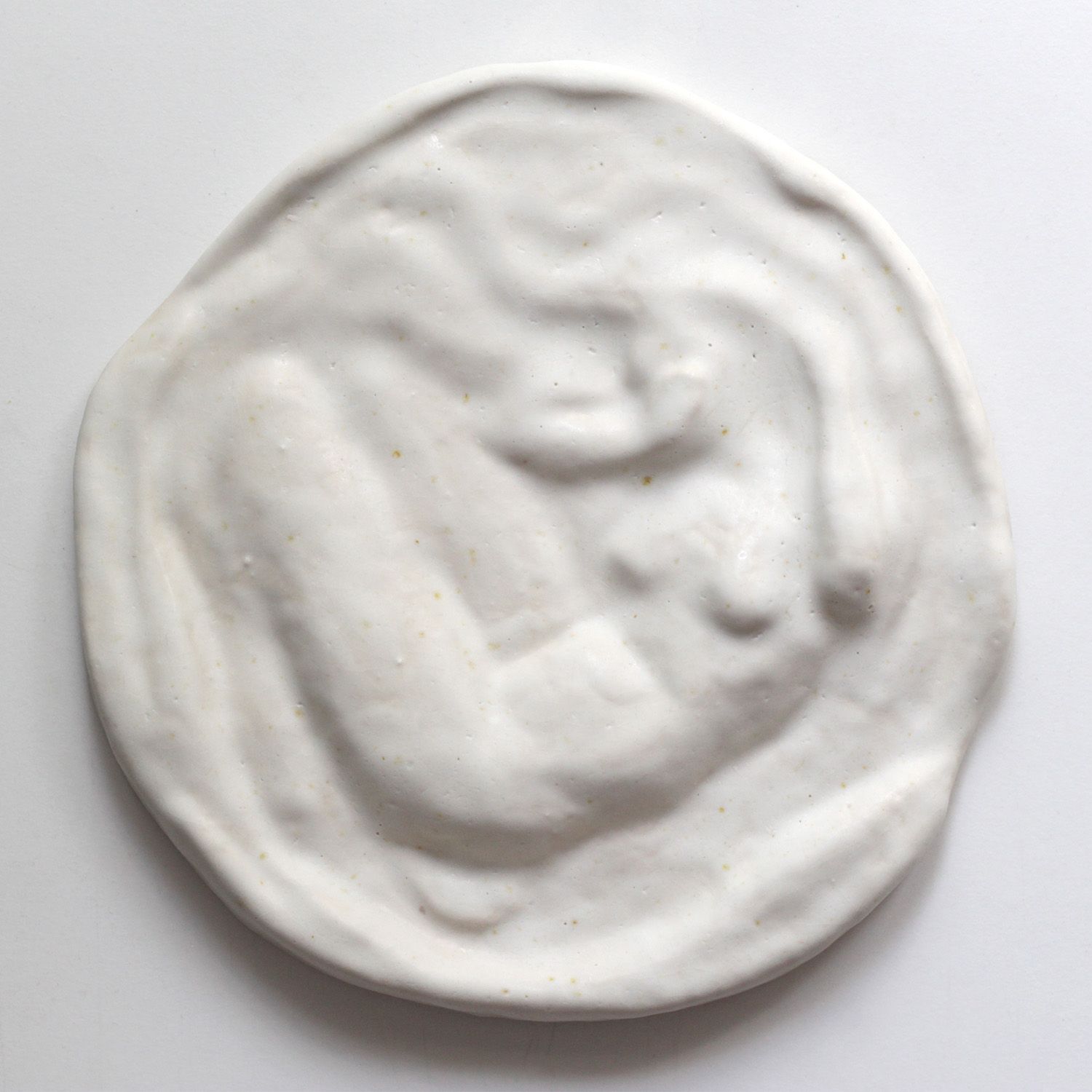 Маргарита Симонова (Скульптура - 
                  17 x 17 см) Жемчужница 8. Яичная скорлупа