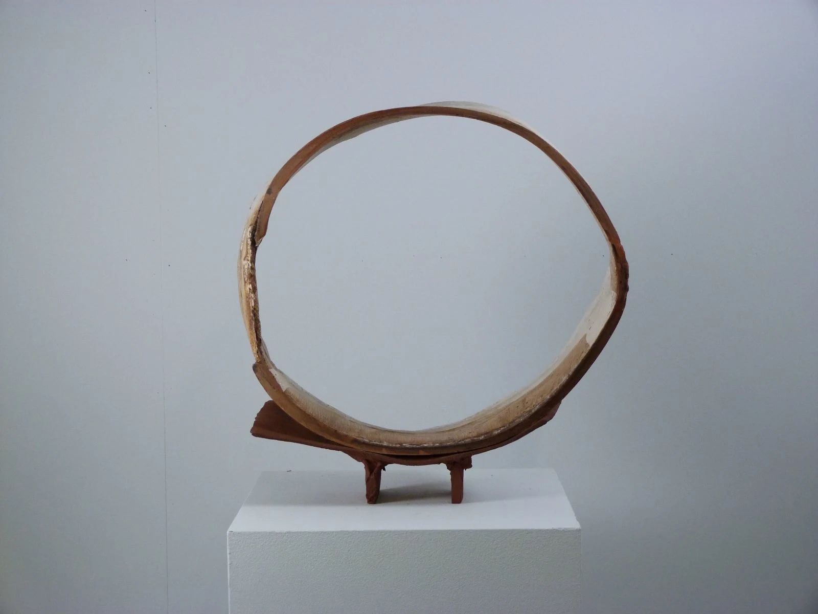 Иван Беляев (Скульптура - 
                  40 x 43 см) Cylinder "Through.Fear" #4