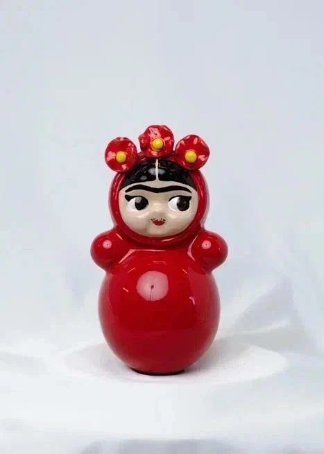 Ирина Веселова (Объект - 
                  12 x 20 см) Неваляшка Марта Фрида