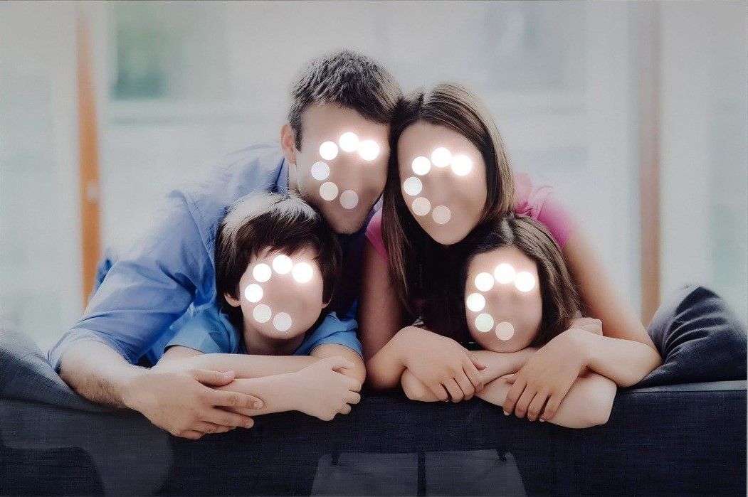 Чернышев Аристарх (Инсталляция - 
                  115 x 70 см) Счастливая семья