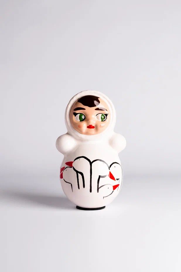 Ирина Веселова (Объект - 
                  12 x 20 см) Неваляшка Марта Девочка с гусями