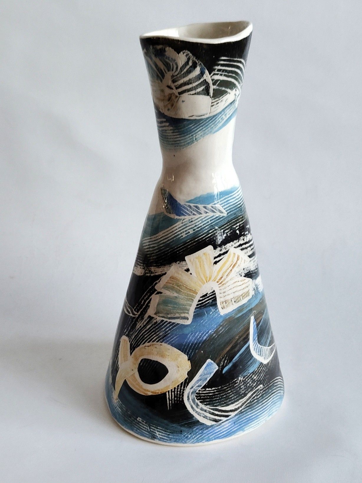 Екатерина Пеганова (Скульптура - 
                  14.5 x 29 см) Ваза "Приглашение к путешествию"