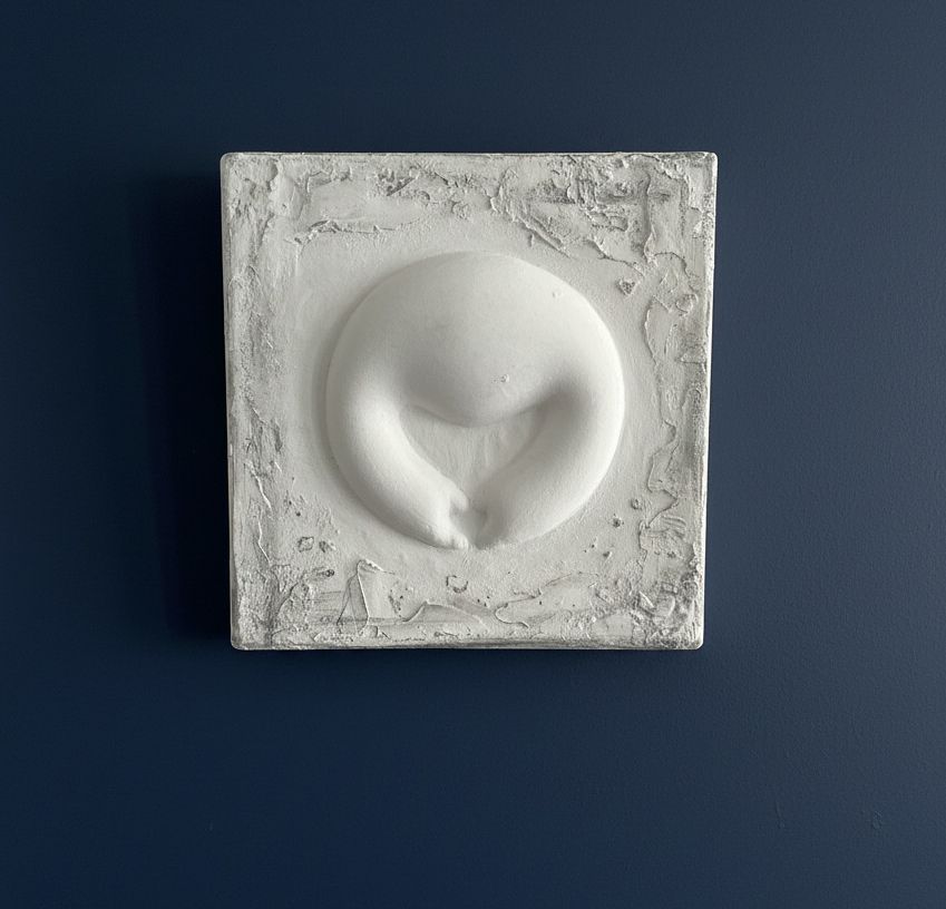 Мира Вайрен (Объект - 
                  20 x 20 см) Панно "Сердечные объятия"