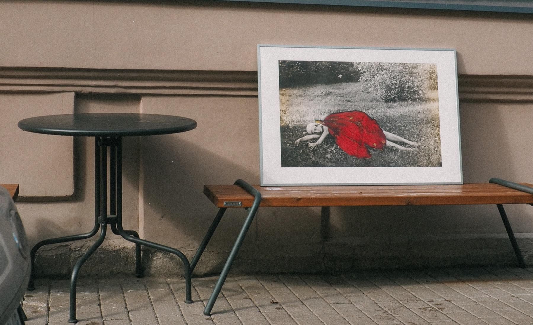 Юлия Бориссова (Фотография - 
                  60 x 90 см) Running to the Edge. Untitled IX. 