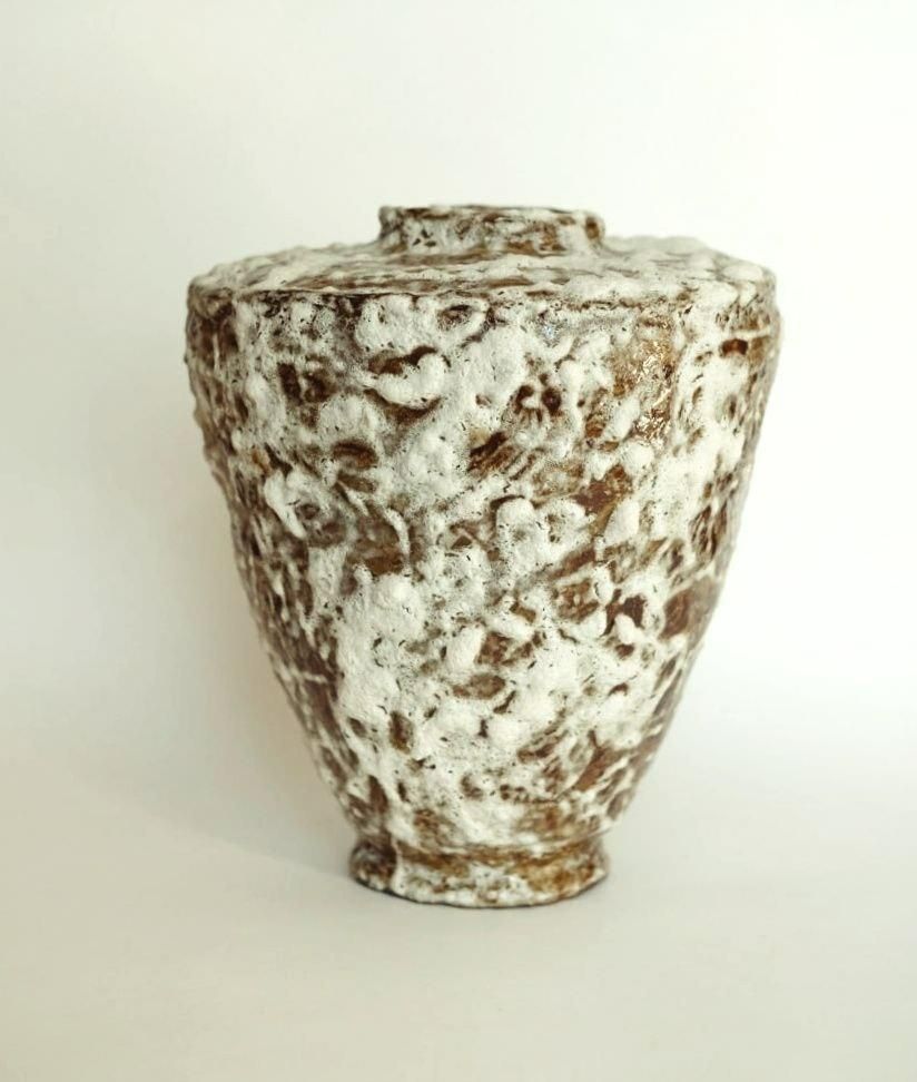 Алина Егорова (Скульптура - 
                  19 x 25 см) Ваза "Коричневый мрамор"