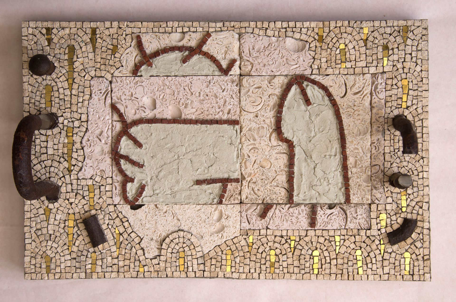 Сергей Бояринцев (Коллаж / ассамбляж - 
                  47 x 30 см) По поводу эстетики вандализма