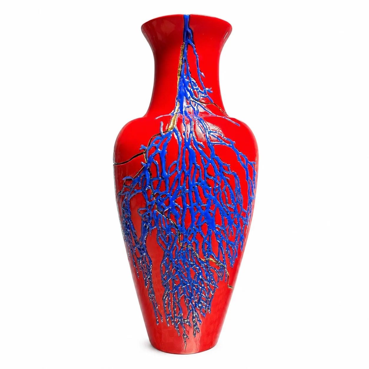 Наталия Фабричнова (Объект - 
                  28 x 50 см) The Red Vase