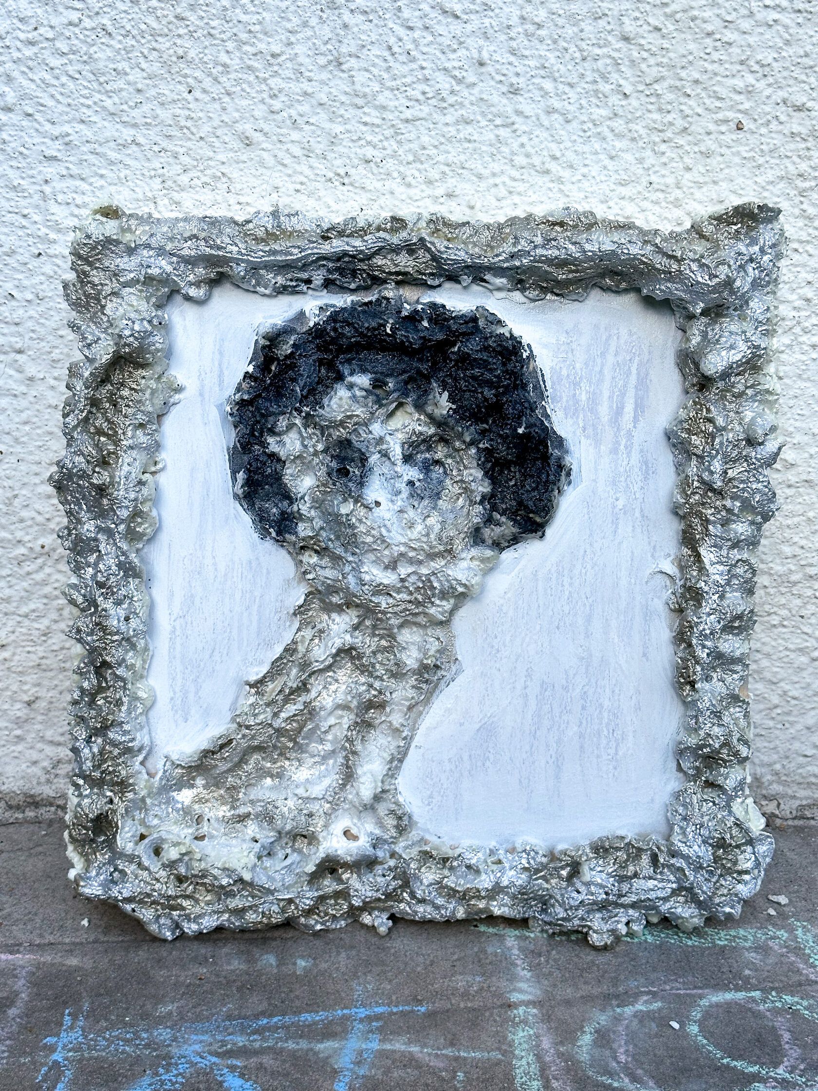 Любовь Ремизова (Скульптура - 
                  50 x 50 см) Formlessness