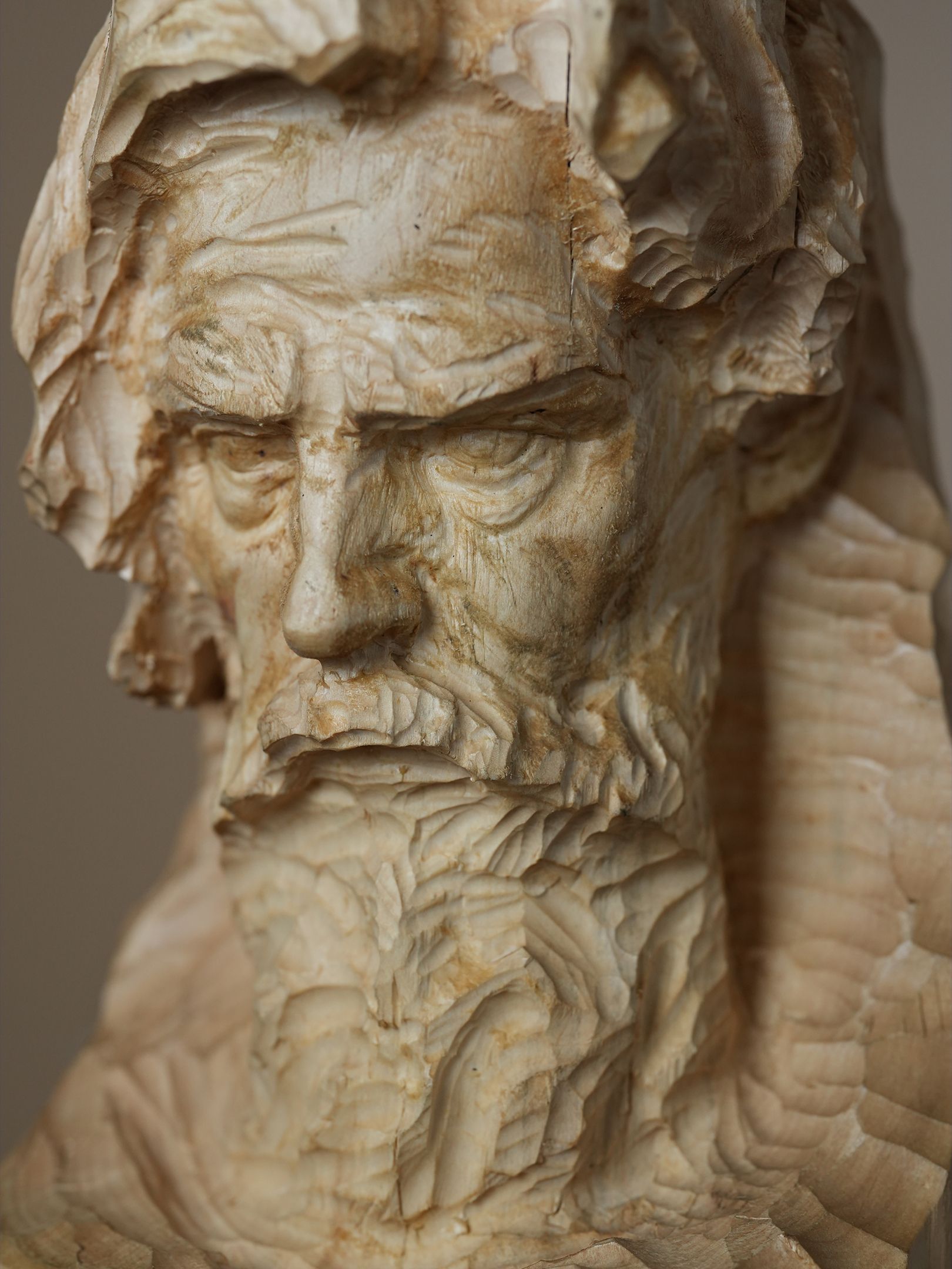 Данила Колтушкин (Скульптура - 
                  25 x 55 см) Voland