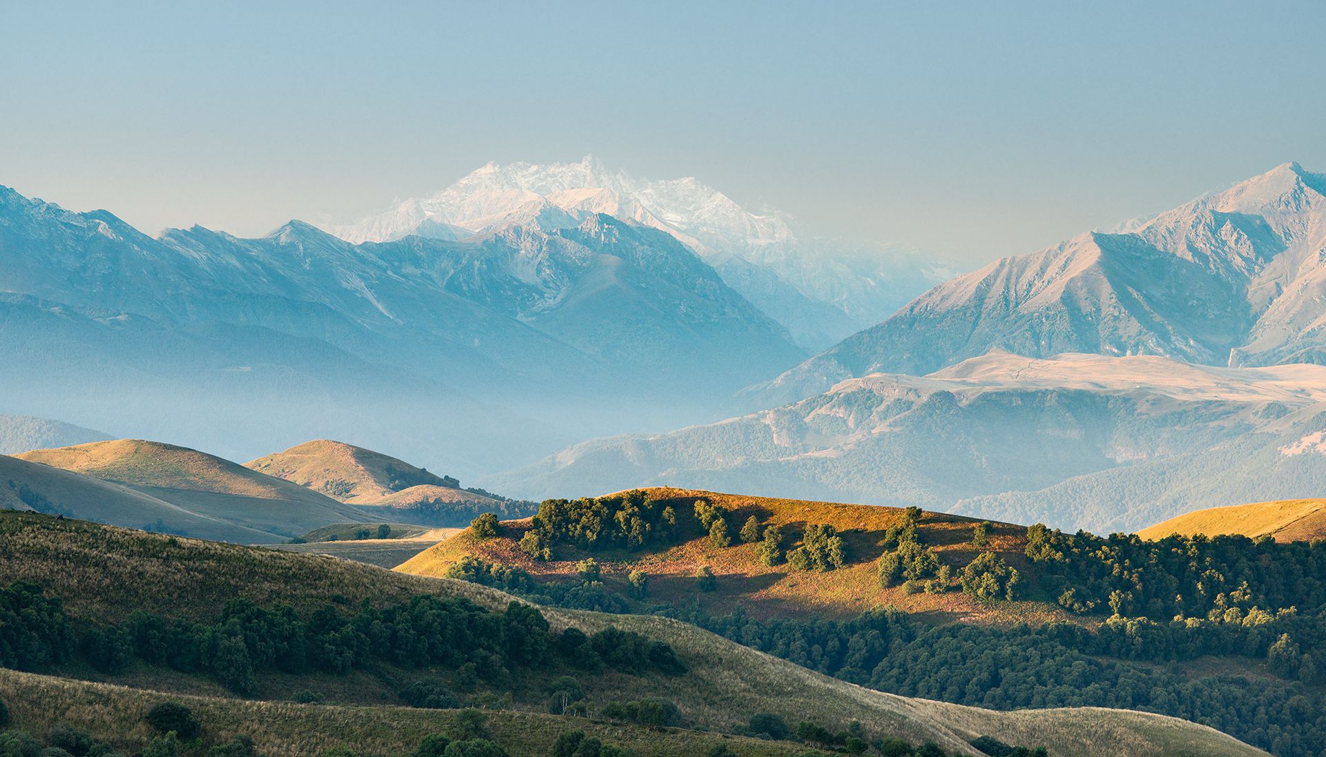 Дмитрий Фоменко (Фотография - 
                  86 x 49 см) Кавказ. Снежная вершина