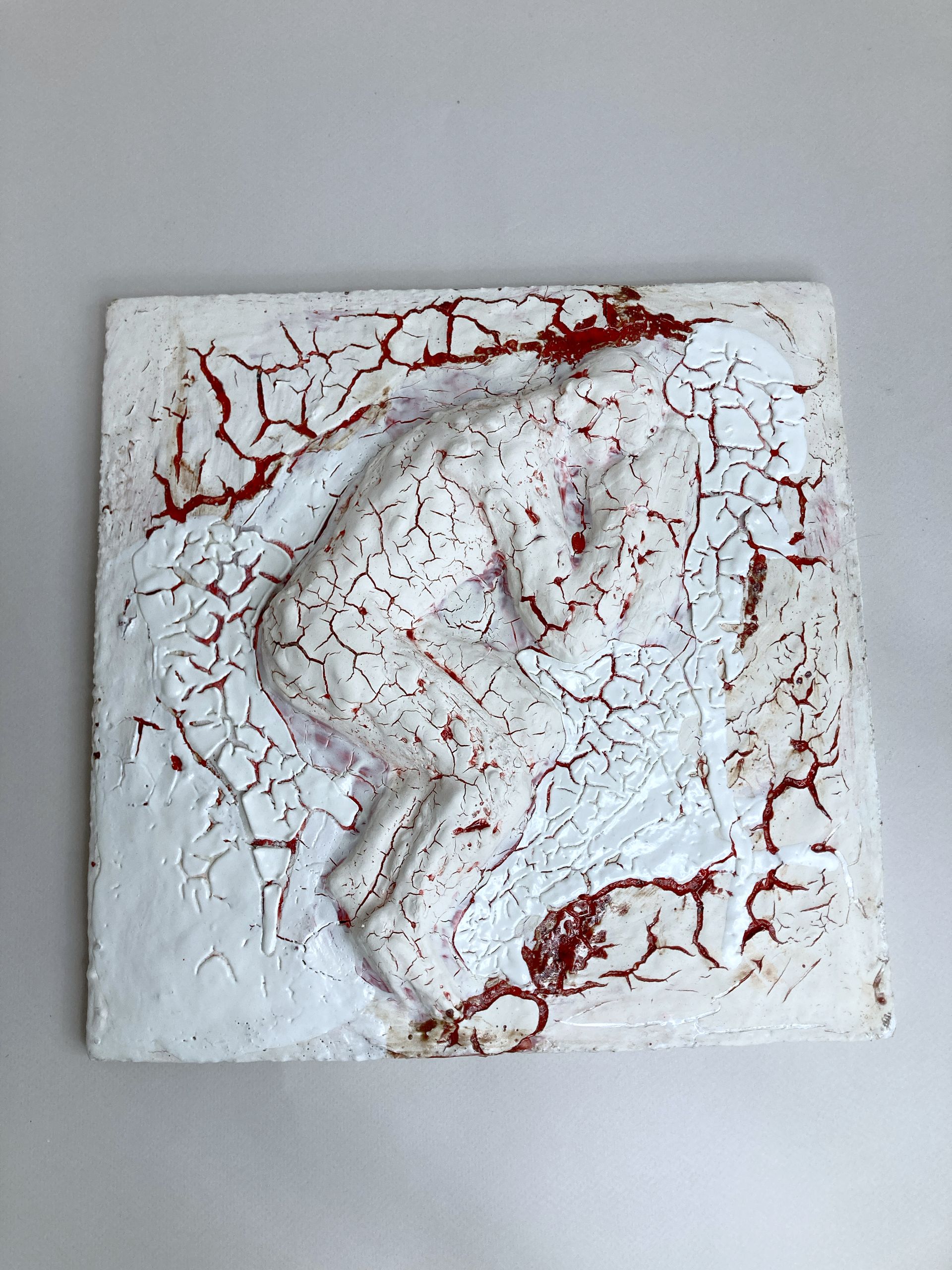 Оксана Афанасьева (Скульптура - 
                  31 x 31 см) Перерождение