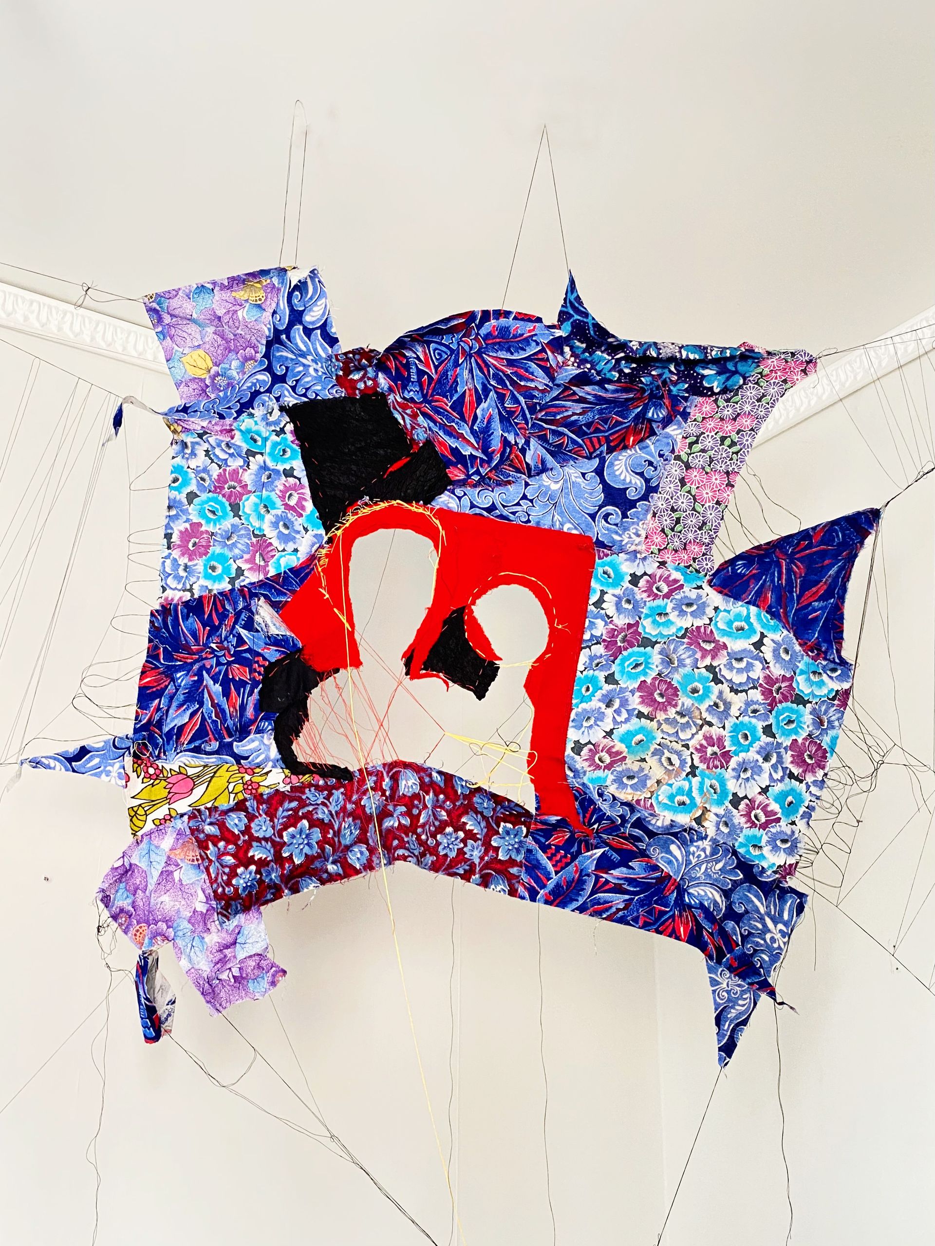 Владислава Лобода (Вышивка - 
                  75 x 75 см) Преемство