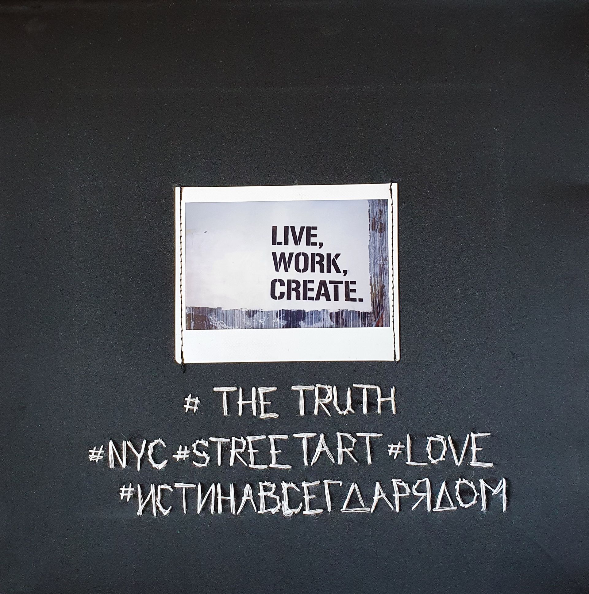 Маша Ив (Фотография - 
                  30 x 30 см) The Truth. Live. Work. Create.