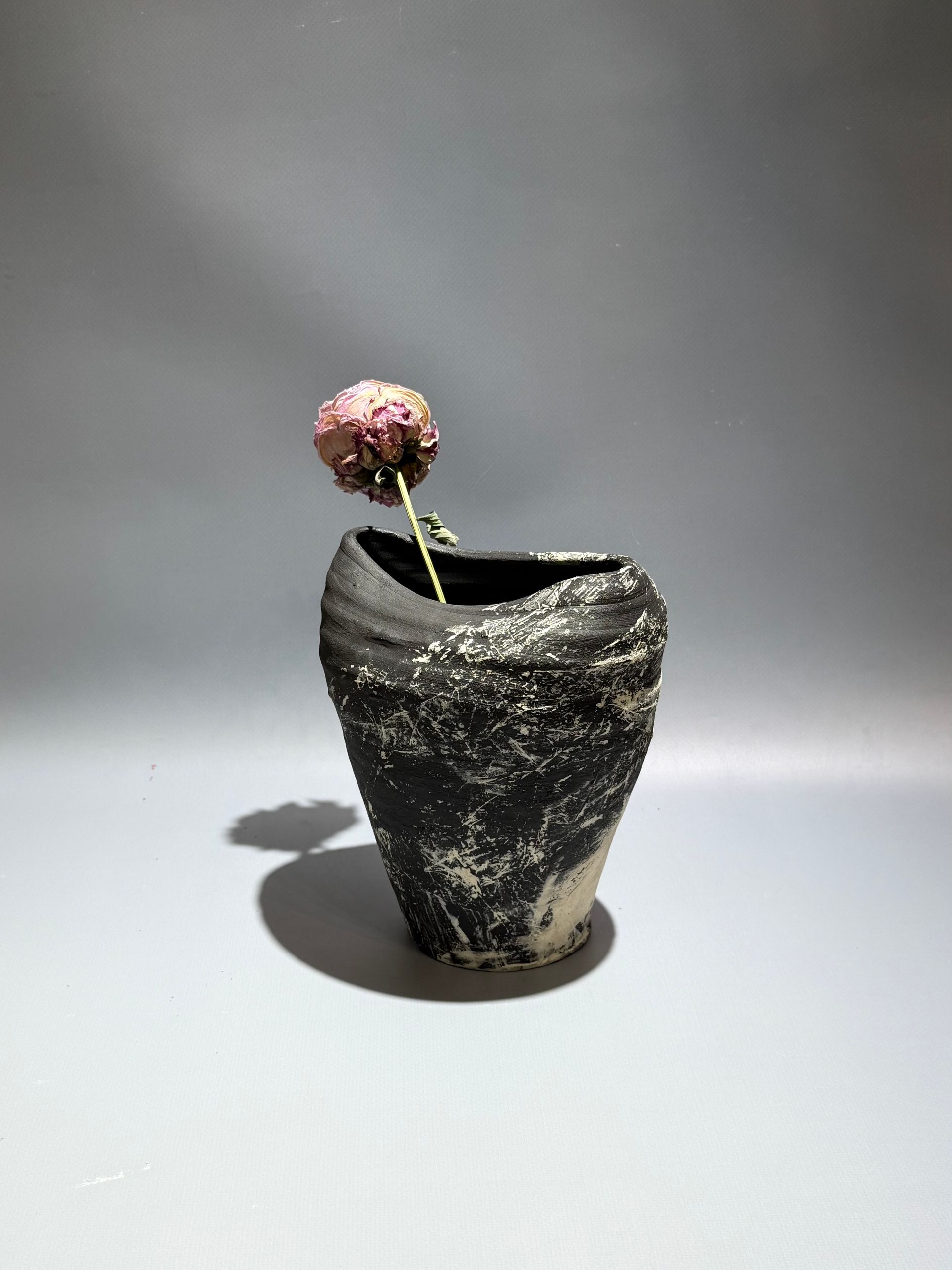 Ксения Балабух (Ваза - 
                  18 x 21 см) Дары предков