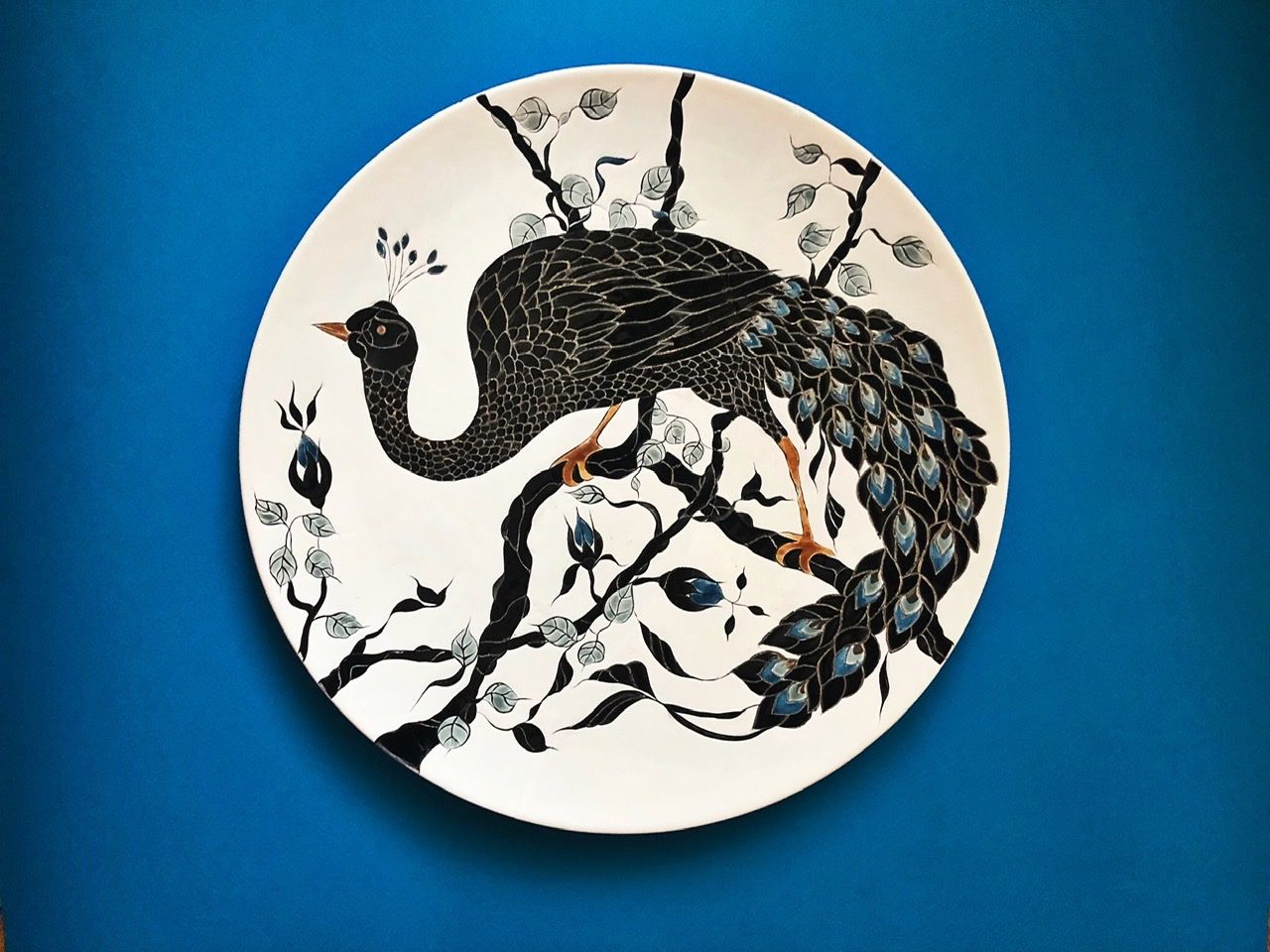 Динара Амирова (Объект - 
                  34 x 34 см) Черный павлин