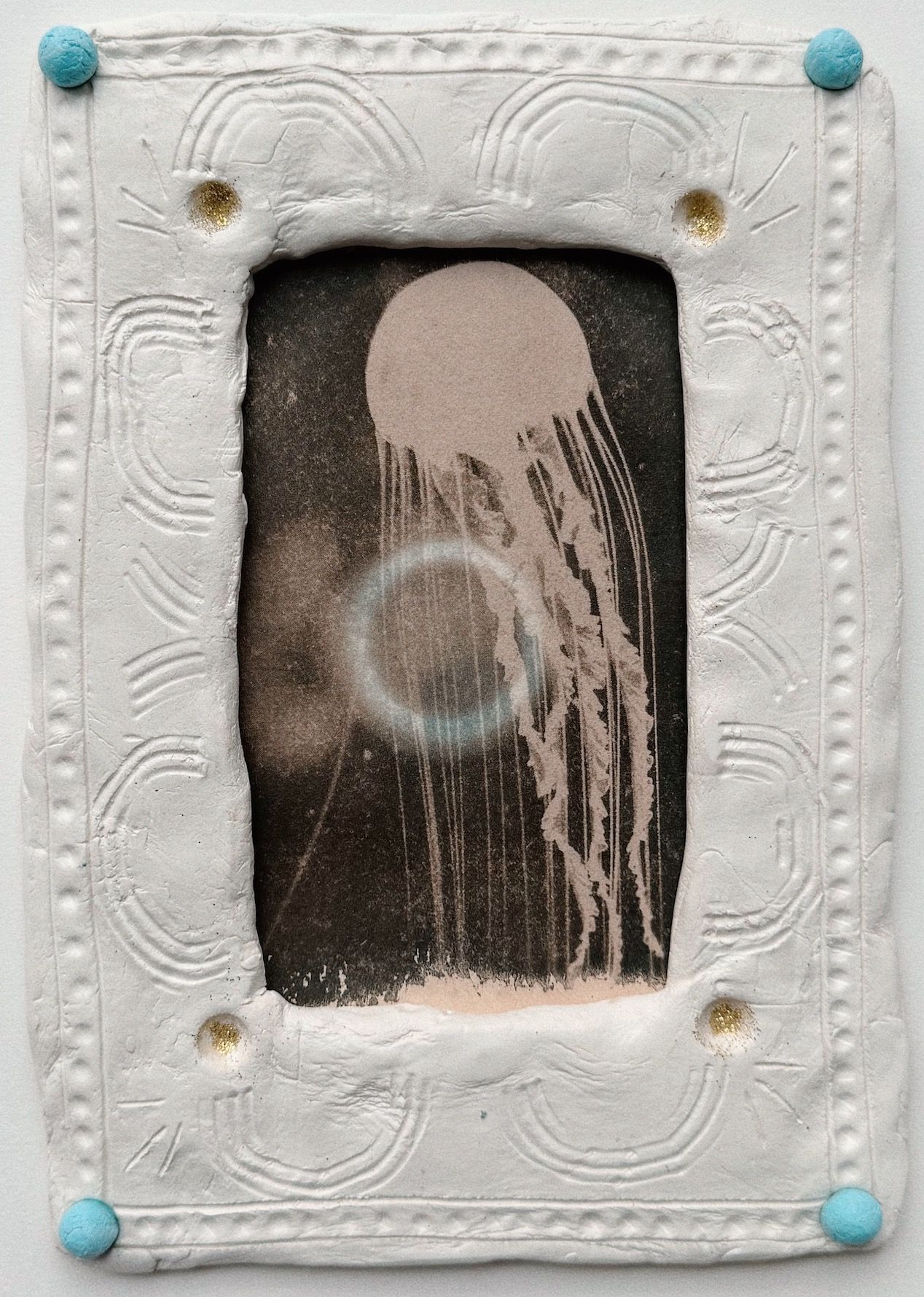 Юлия Милякова (Графика печатная - 
                  15 x 21.5 см) Медуза
