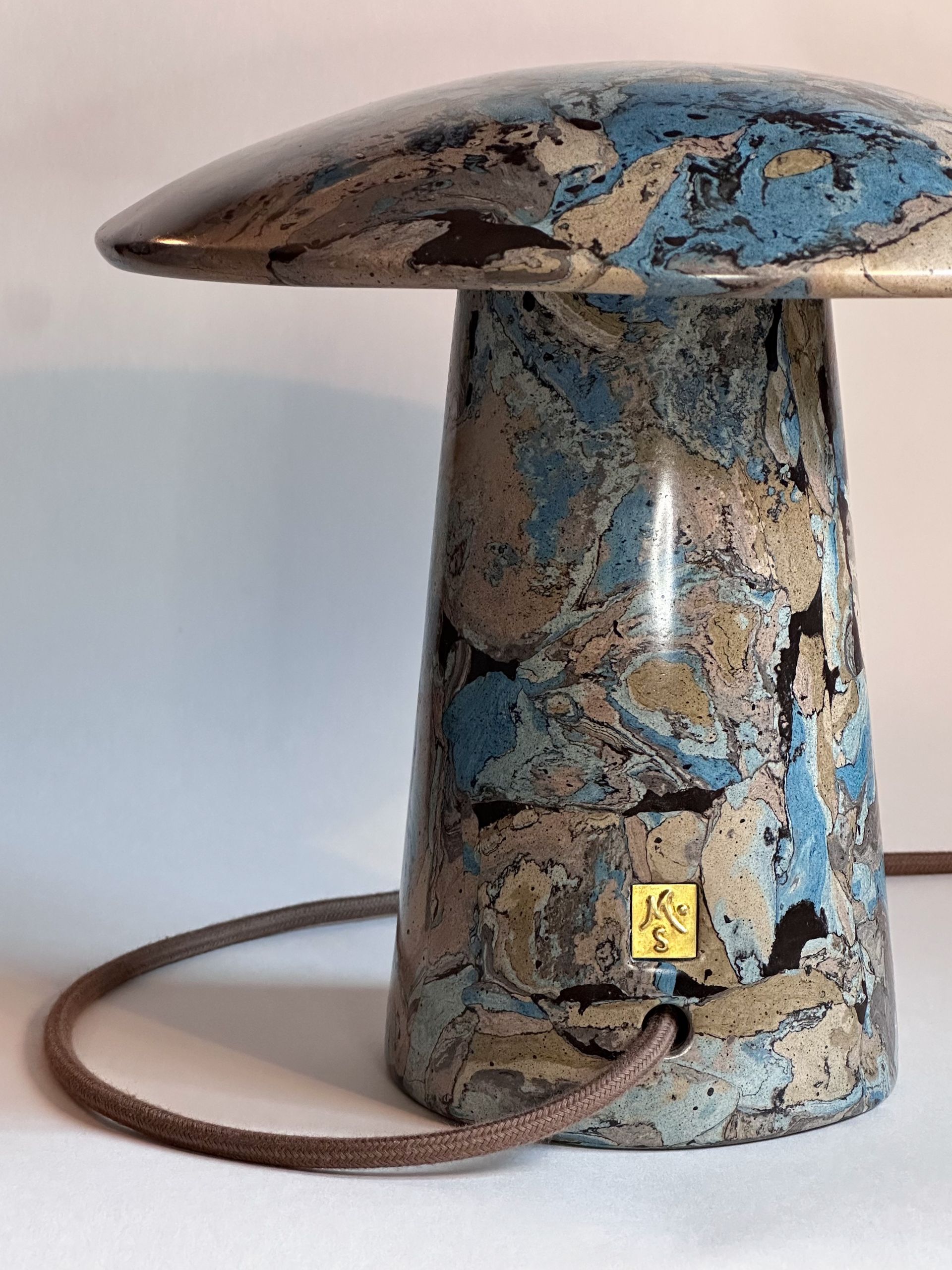 Анастасия Смольнякова (Объект - 
                  24 x 23 см) Настольная лампа Musa Segreta