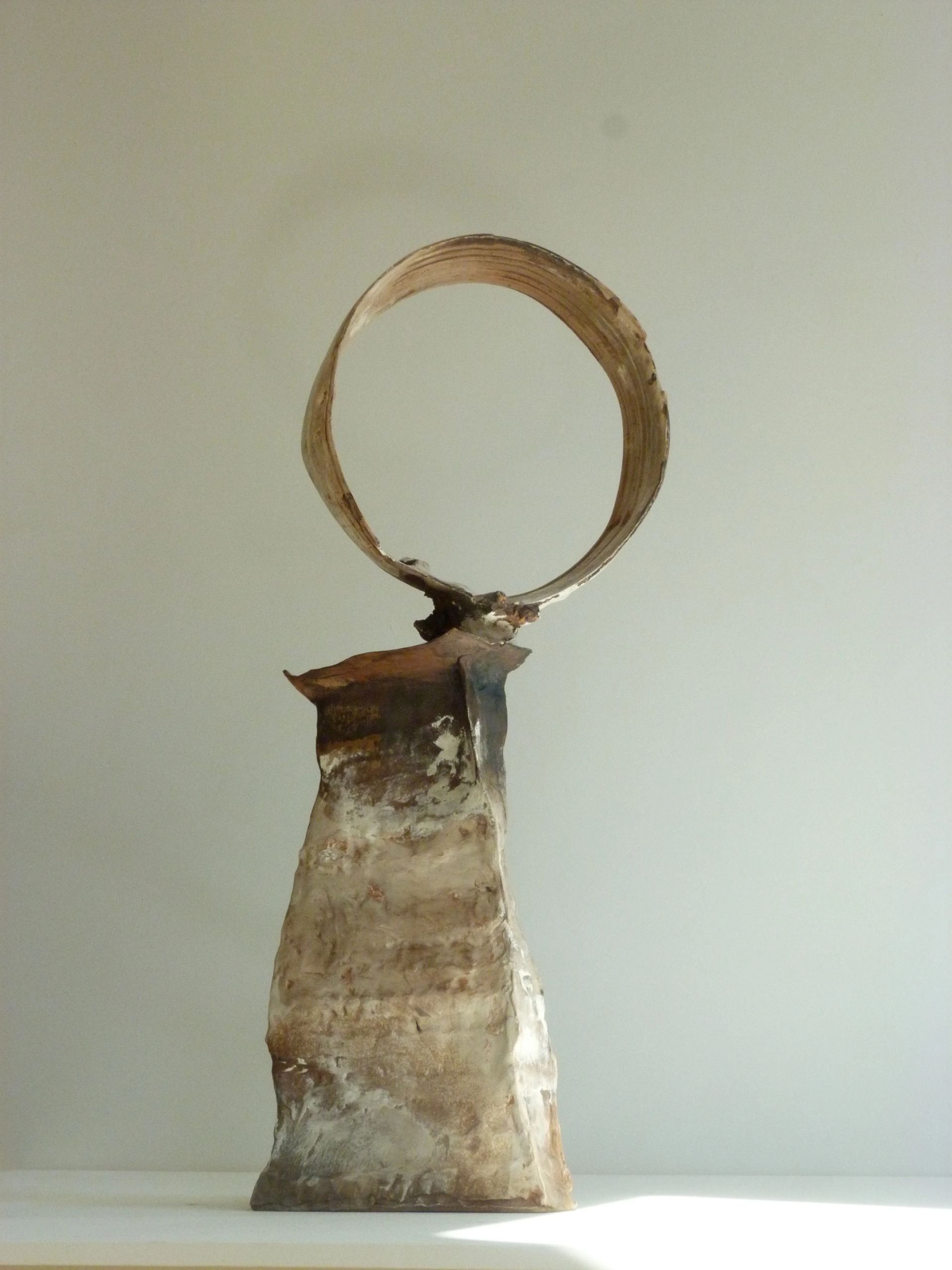 Иван Беляев (Скульптура - 
                  30 x 80 см) Through. The Practice of Stillness