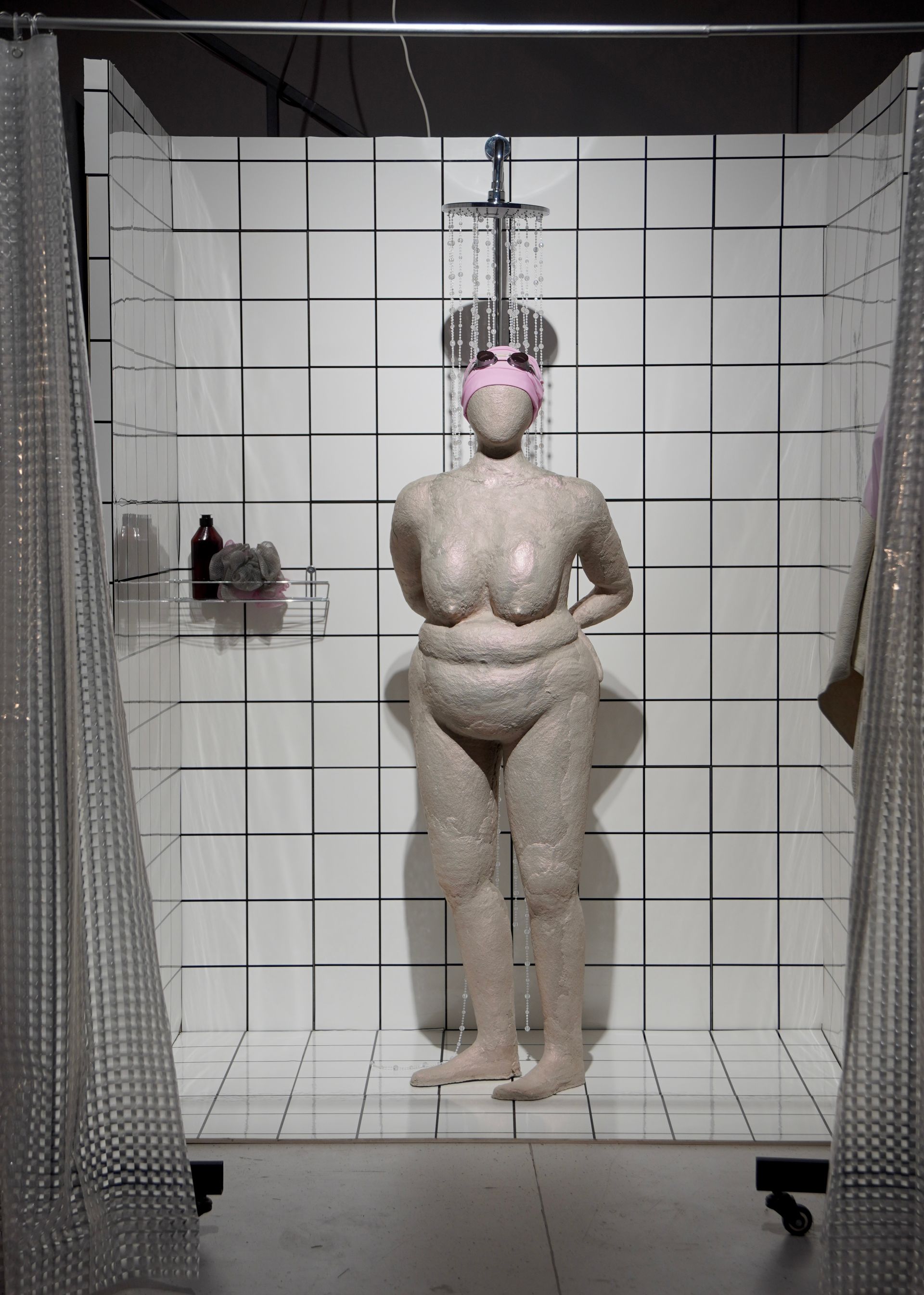 Татьяна Иванова (Объект - 
                  50 x 152 см) Купальщица