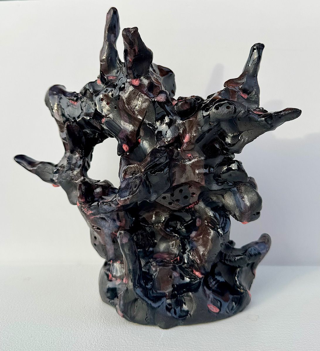 Наташа Хилл (Скульптура - 
                  20 x 21 см) Находка IV