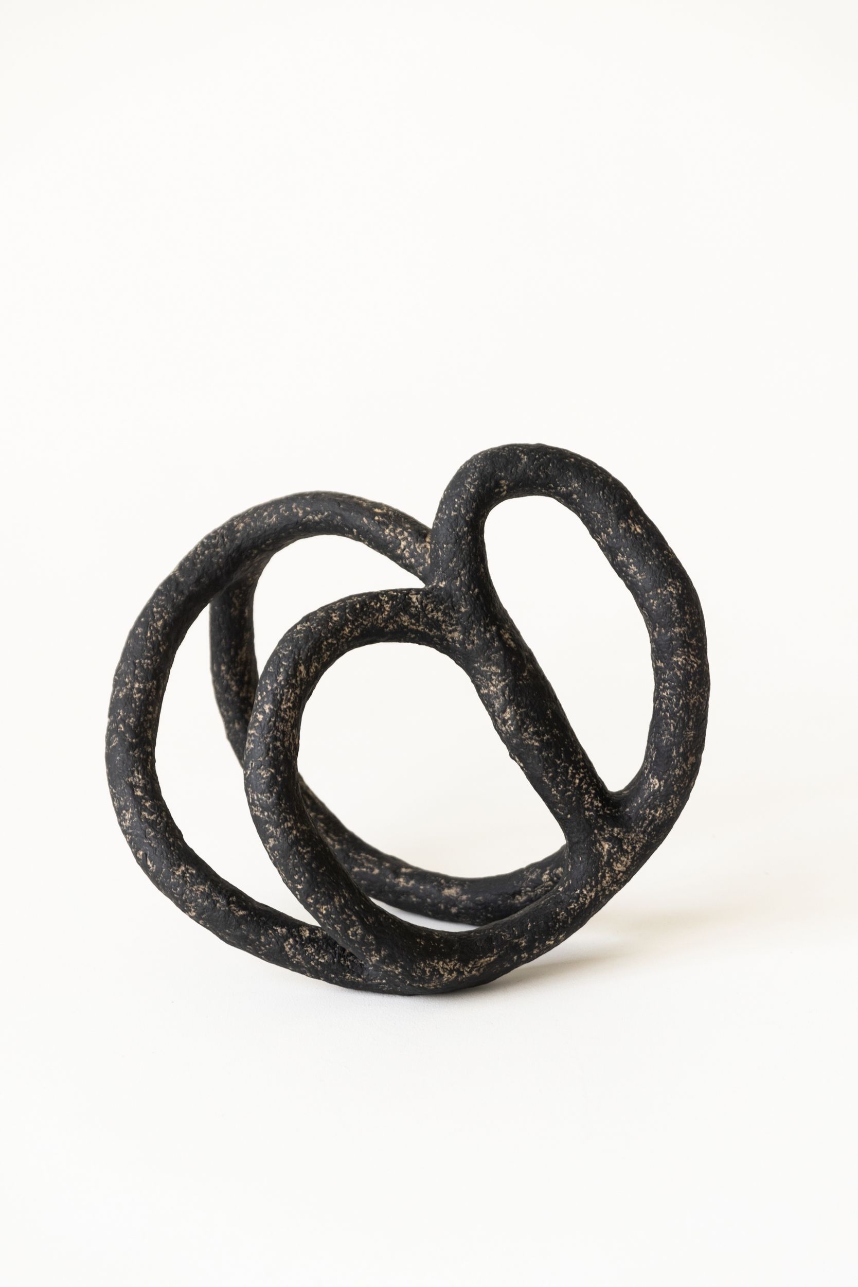 Ксения Торгашина (Скульптура - 
                  45 x 35 см) Настольная скульптура "Точка опоры"