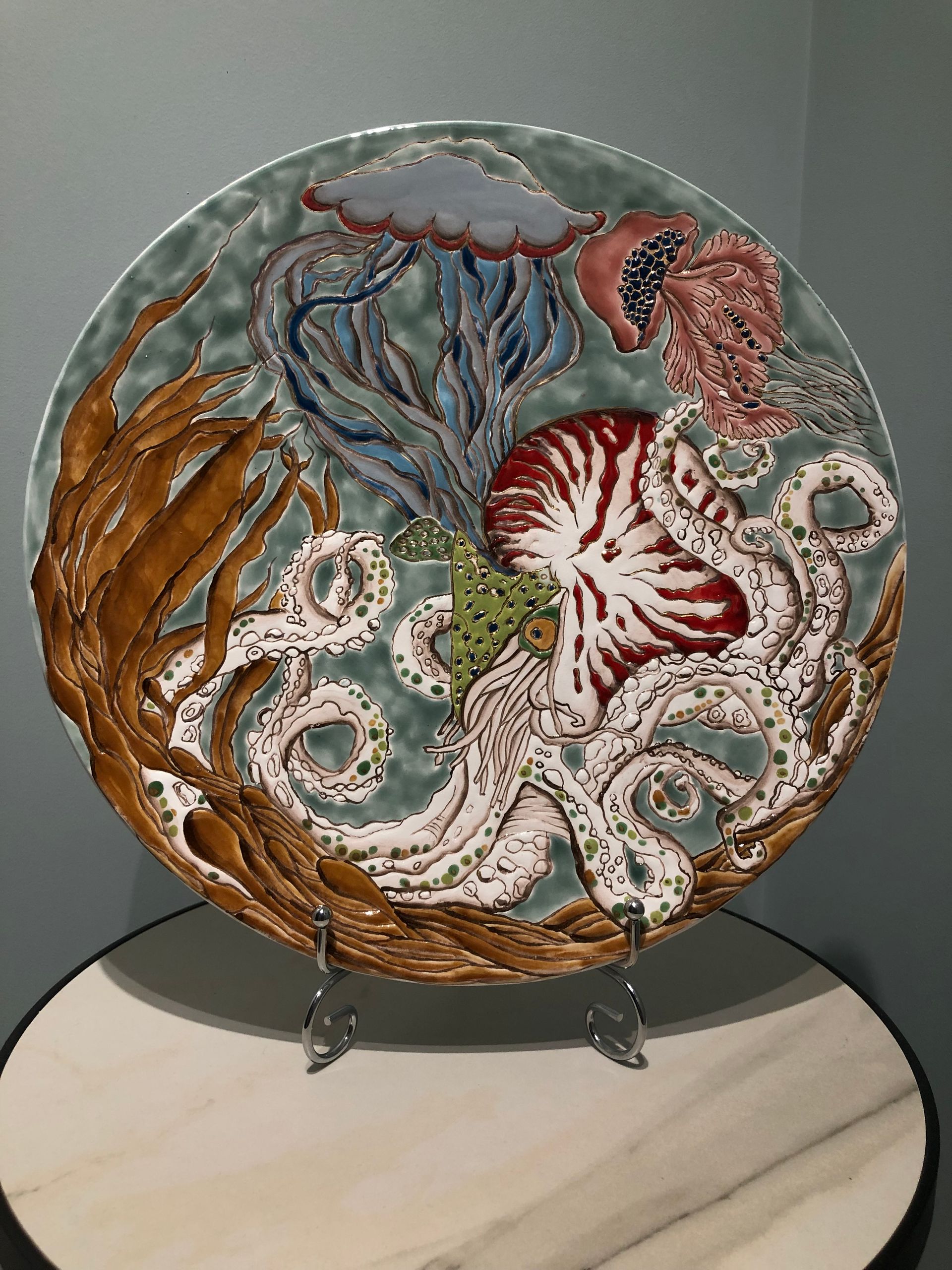 Динара Амирова (Объект - 
                  34 x 34 см) Морские Гады