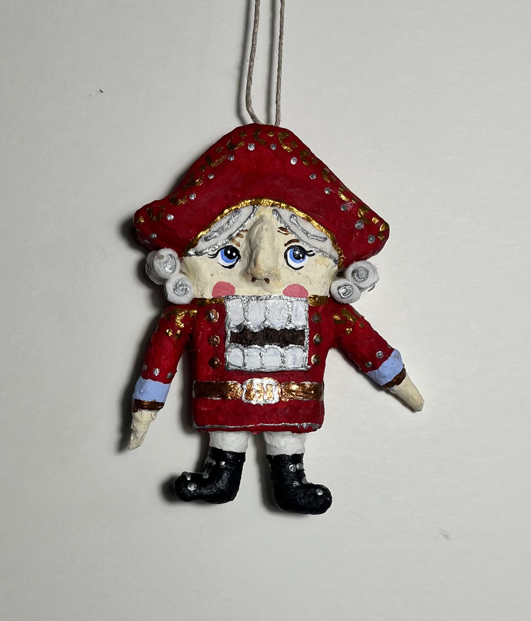 Елизавета Тарасова (Объект - 
                  12 x 19 см) Щелкунчик