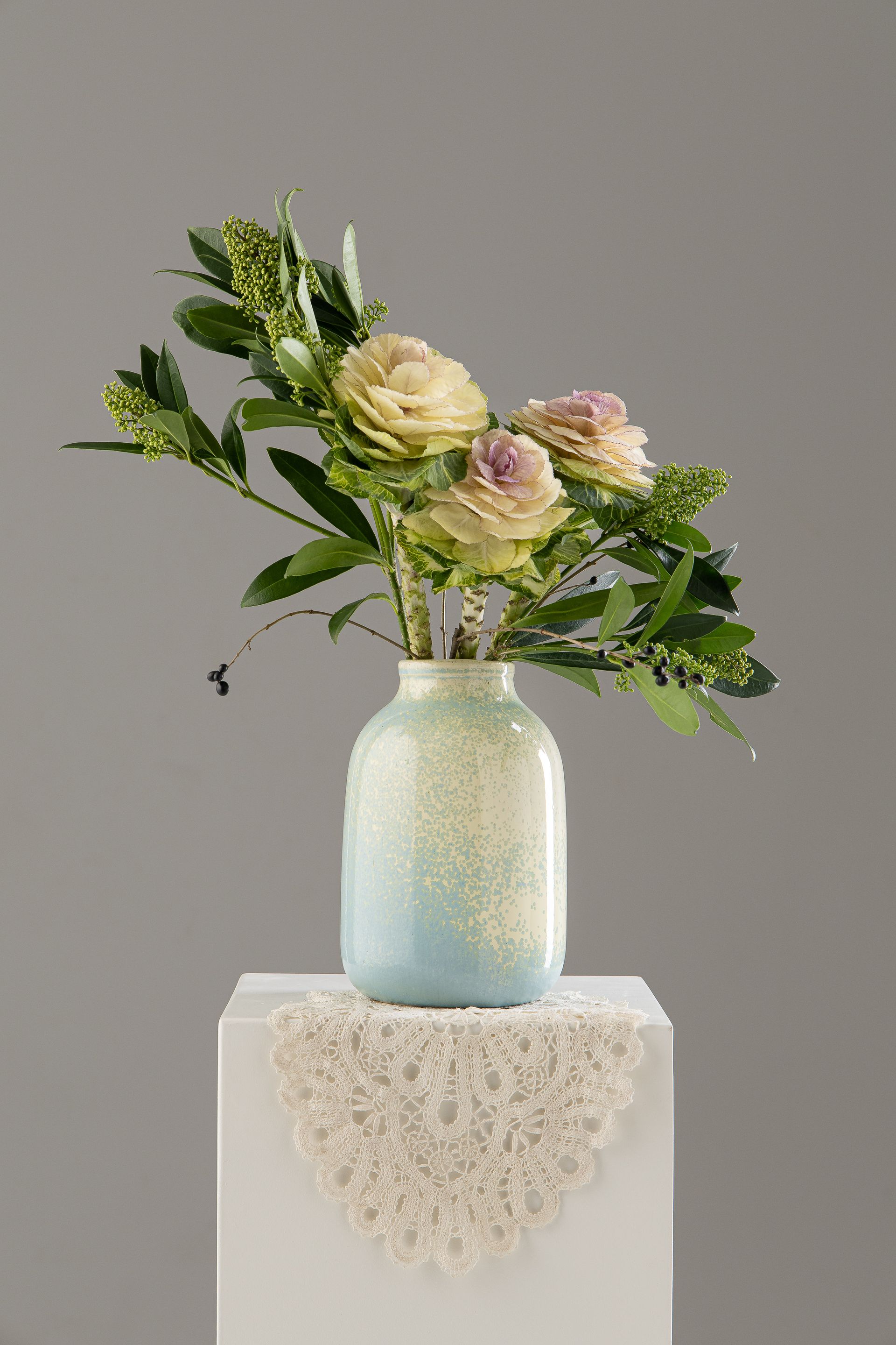 Татьяна Бредихина (Скульптура - 
                  15 x 23 см) Ваза "Трехлитровая". Зеленые кристаллы