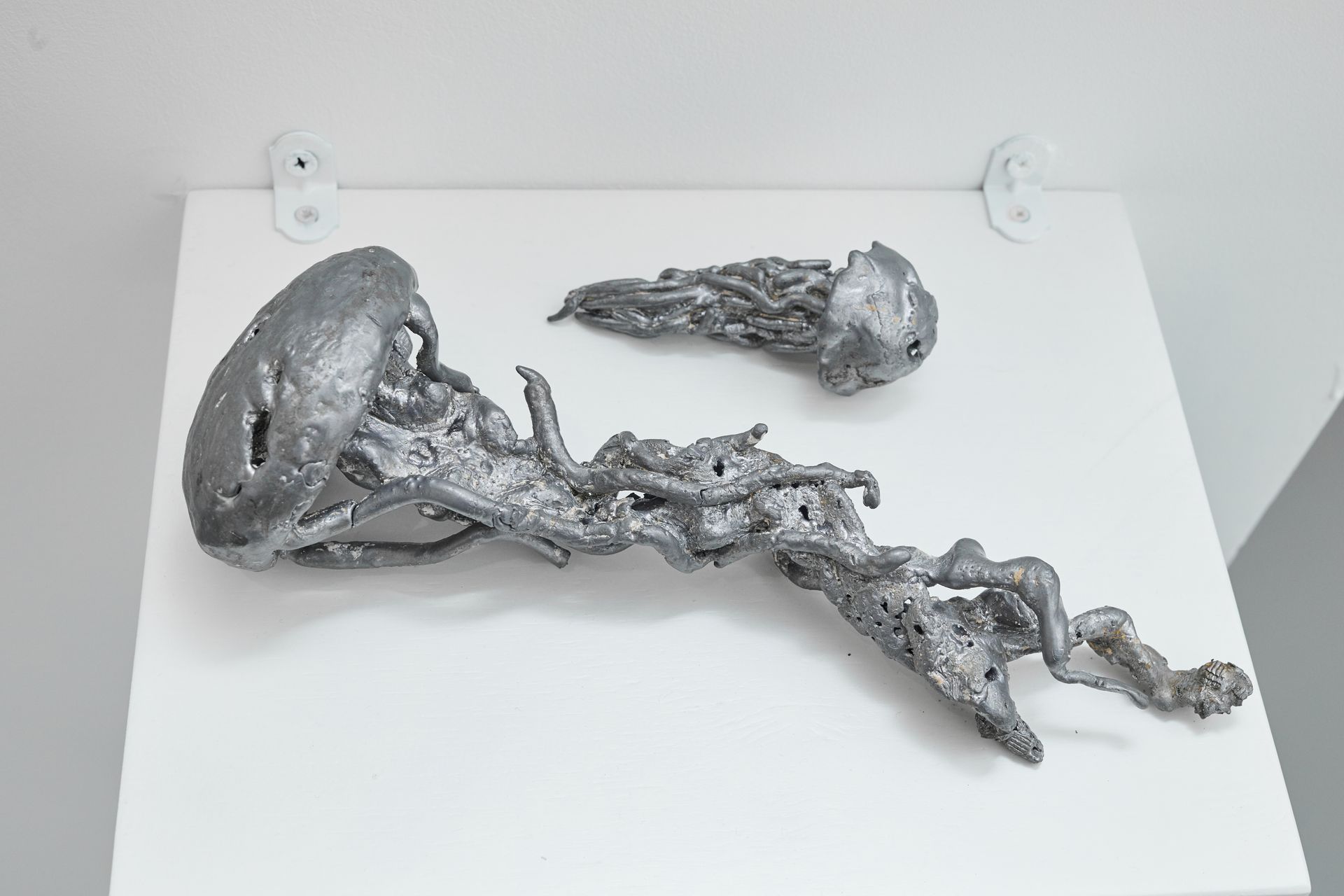 Дмитрий Булныгин (Скульптура - 
                  24 x 8 см) Медуза #12
