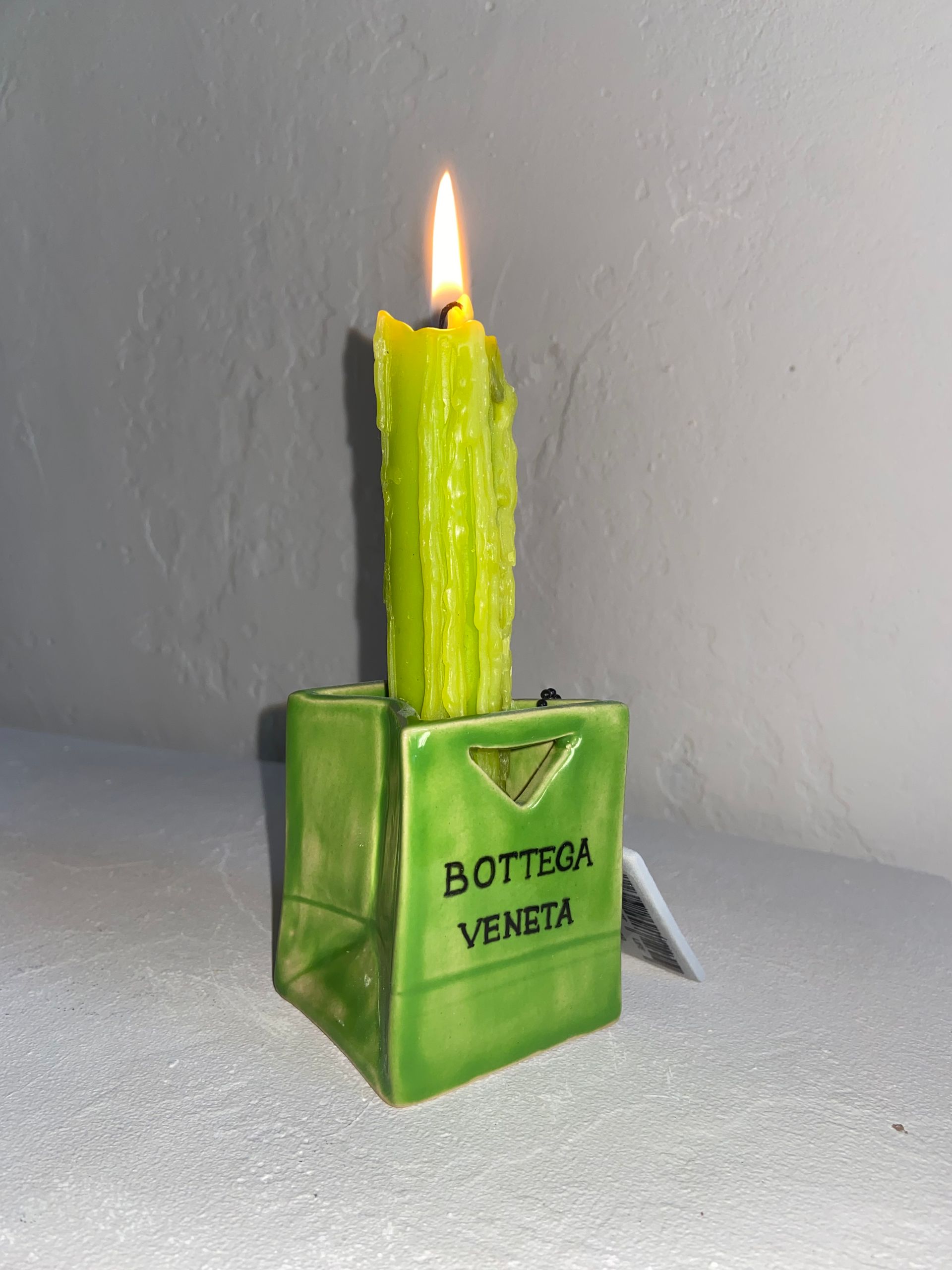 Елизавета Букина (Скульптура - 
                  6 x 7 см) Подсвечник "BOTTEGA VENETA"