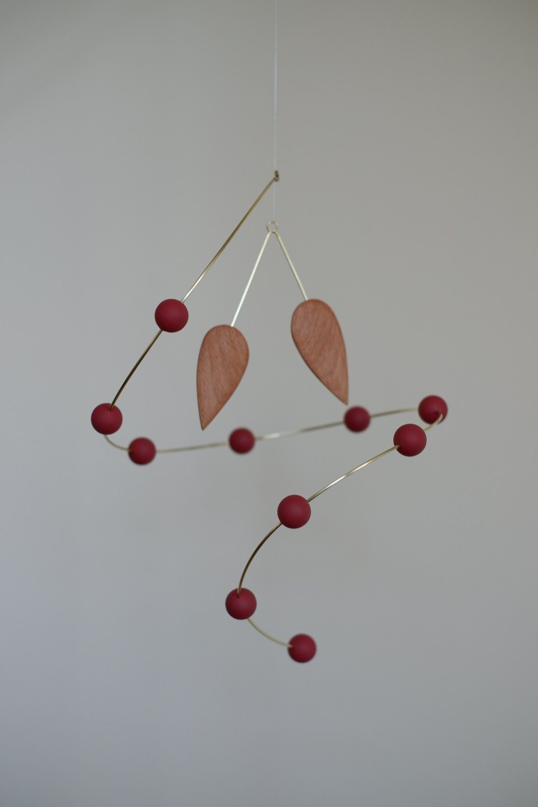 Kinetic Levi (Объект - 
                  24 x 39 см) Wild apples