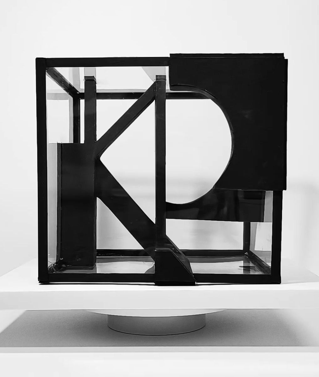 Елизавета Здоровец (Скульптура - 
                  30 x 30 см) ОКРУГ