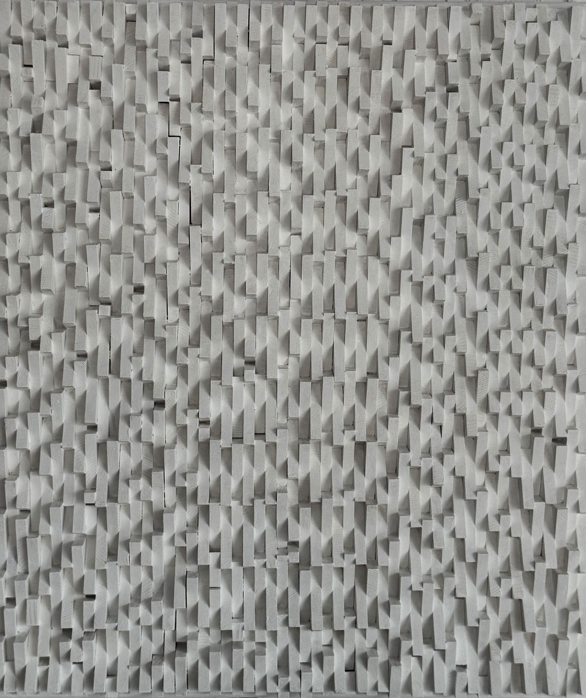Юрий Ростиславский (Объект - 
                  60 x 70 см) Simply white