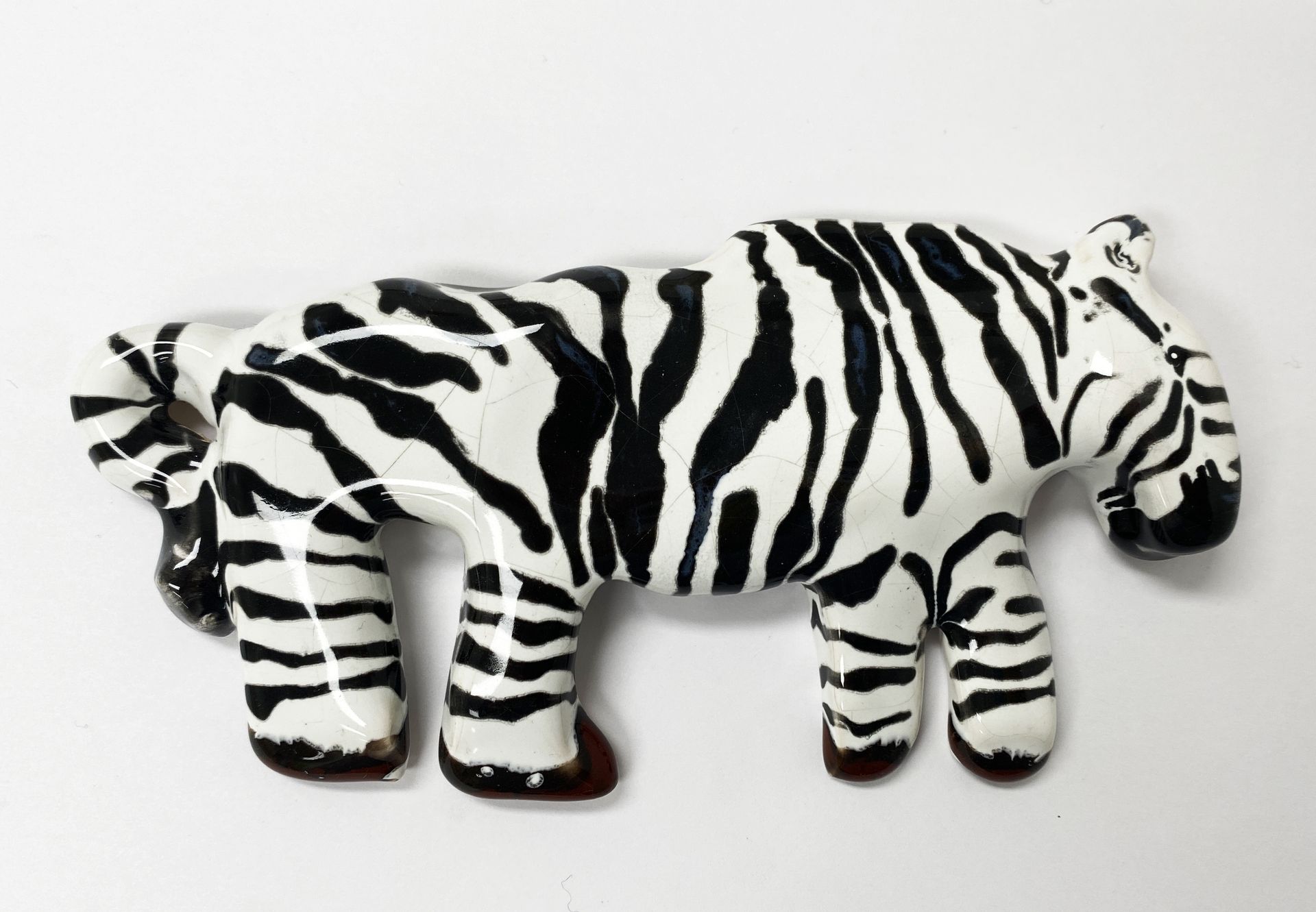 Алина Корякина (Скульптура - 
                  18 x 16 см) Айболит